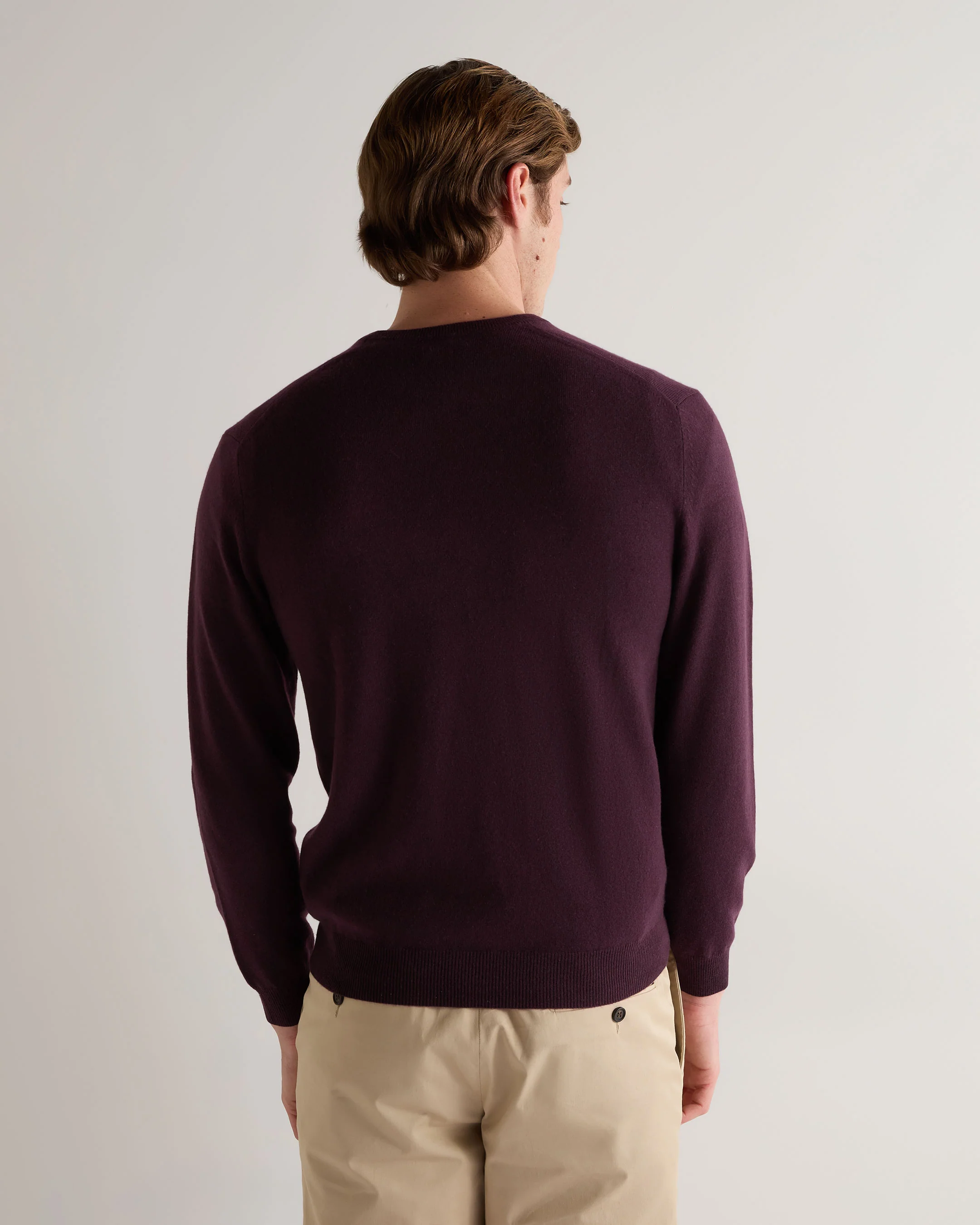 007 Logo V Neck Cashmere Jumper Plum Purple - Image 7