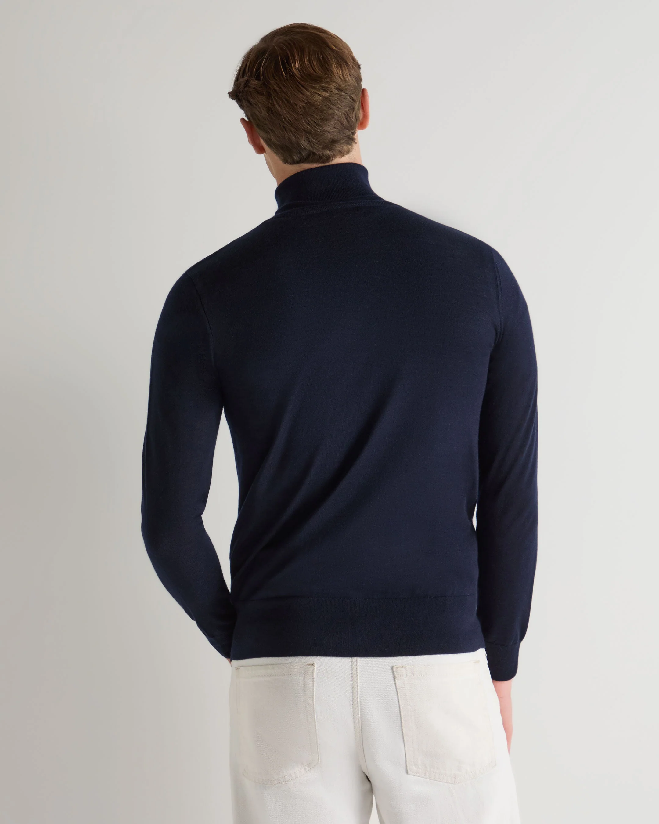 Men's Pimlico Fine Gauge Cashmere Turtle Neck Sweater Navy Blue - Image 4