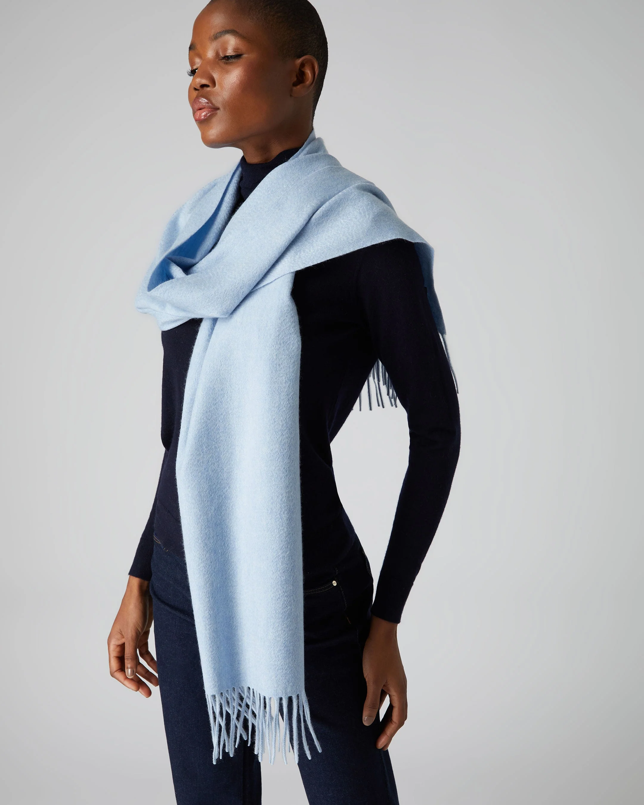 Unisex Large Woven Cashmere Scarf Cornflower Blue - Image 3