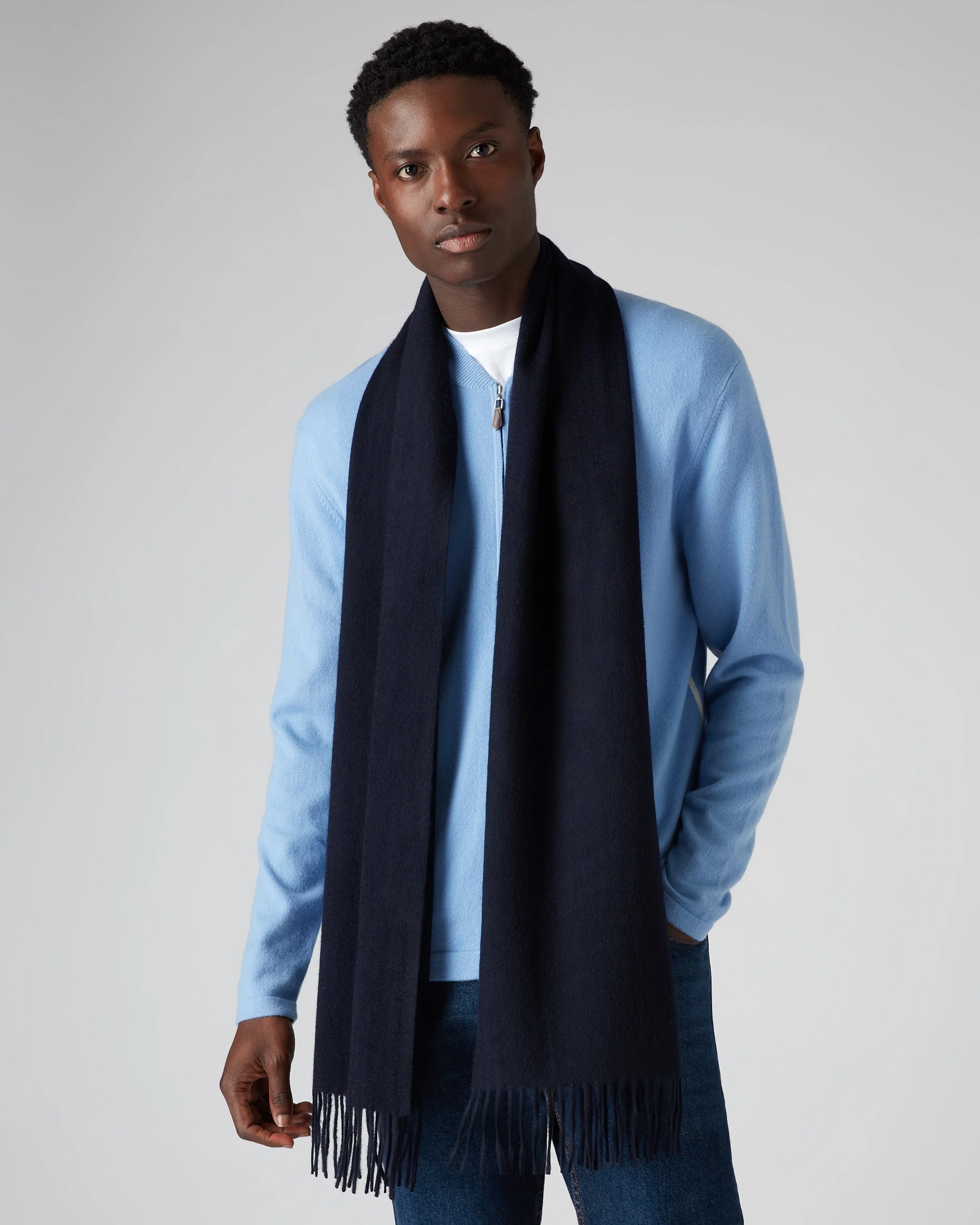 Unisex Large Woven Cashmere Scarf Navy Blue - Image 2
