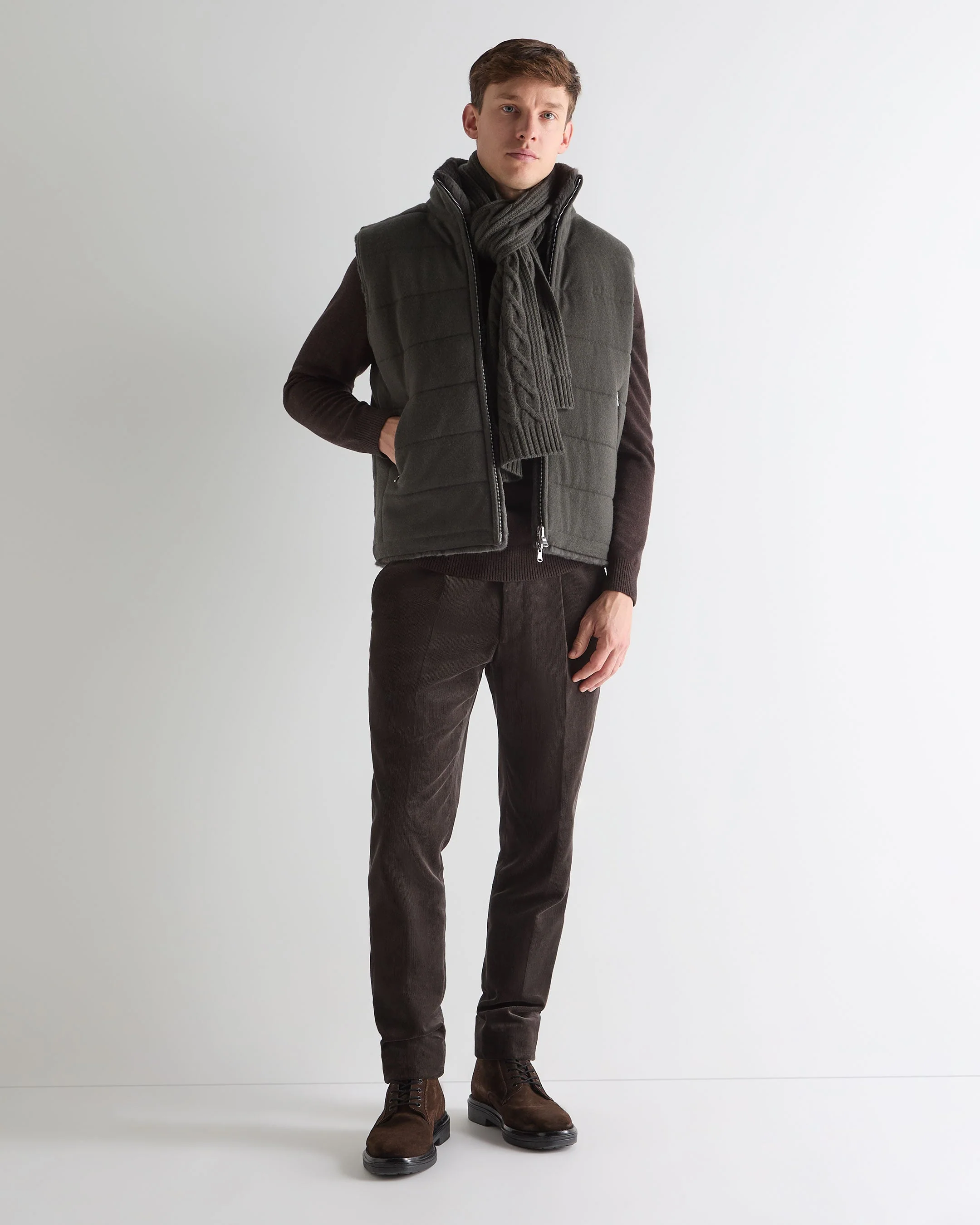 Men's Vermont Fur Lined Gilet Arabica Khaki Green - Image 3
