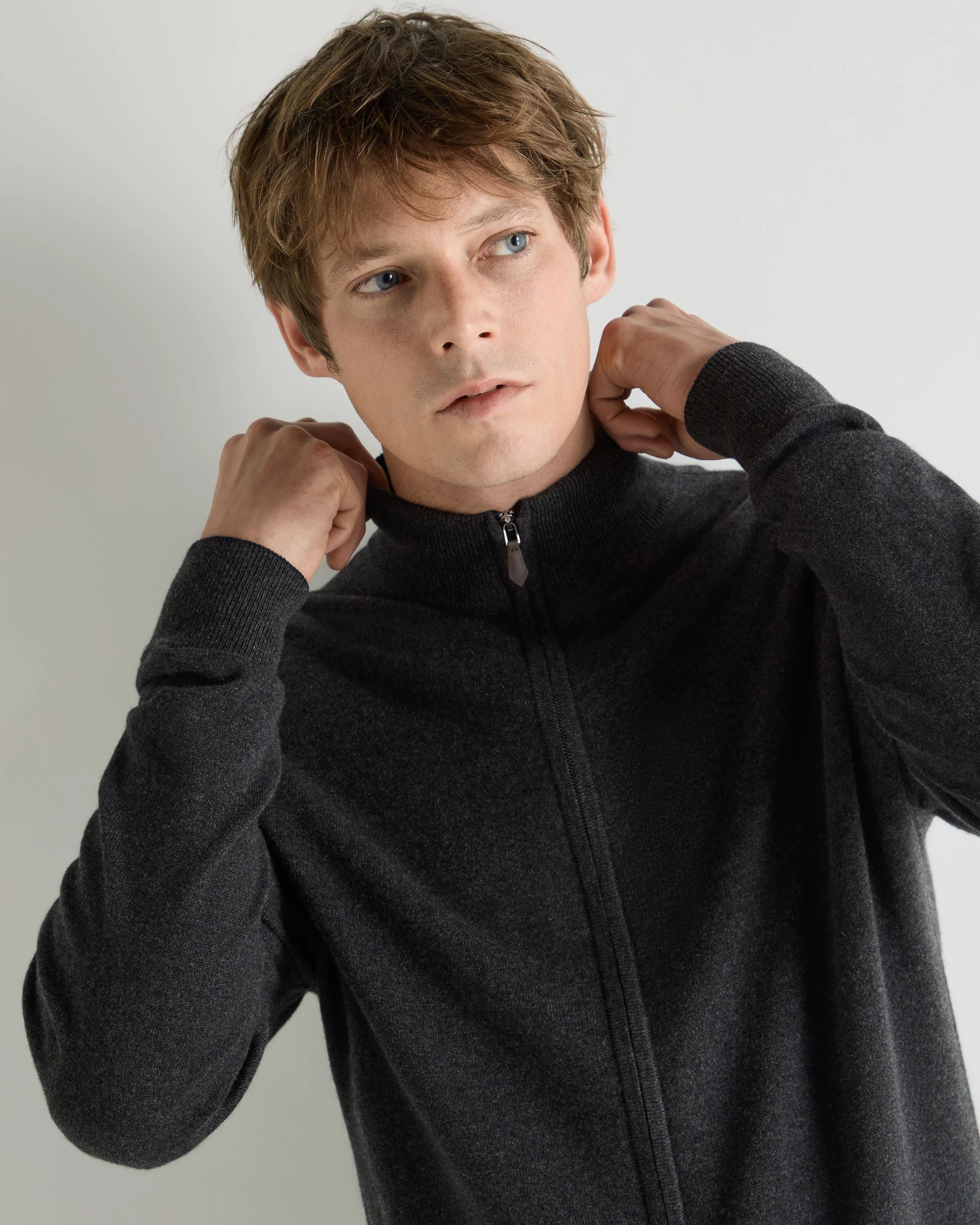 Men's Knightsbridge Full Zip Cashmere Sweater Deep Charcoal Grey - Image 5