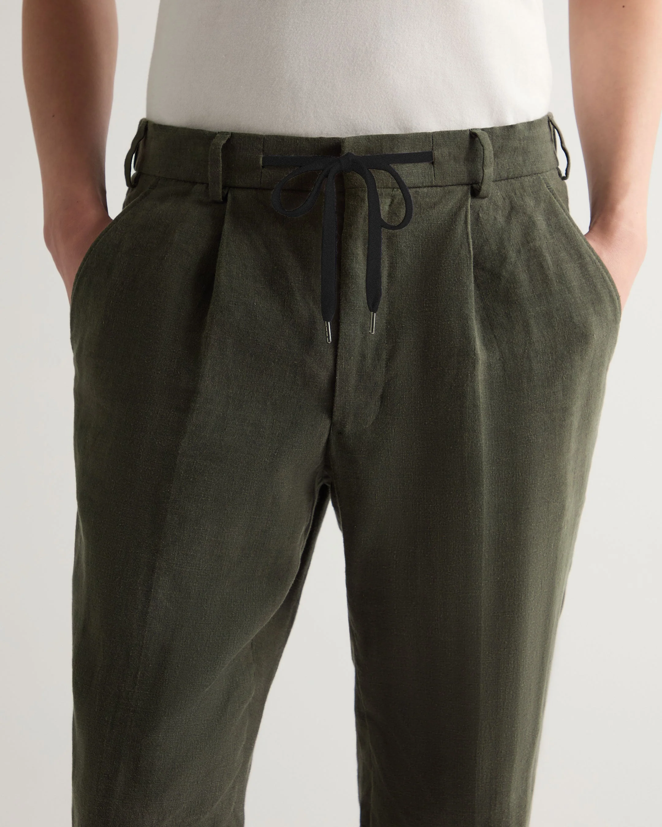 Men's Atrani Linen Pant Arabica Khaki Green - Image 5