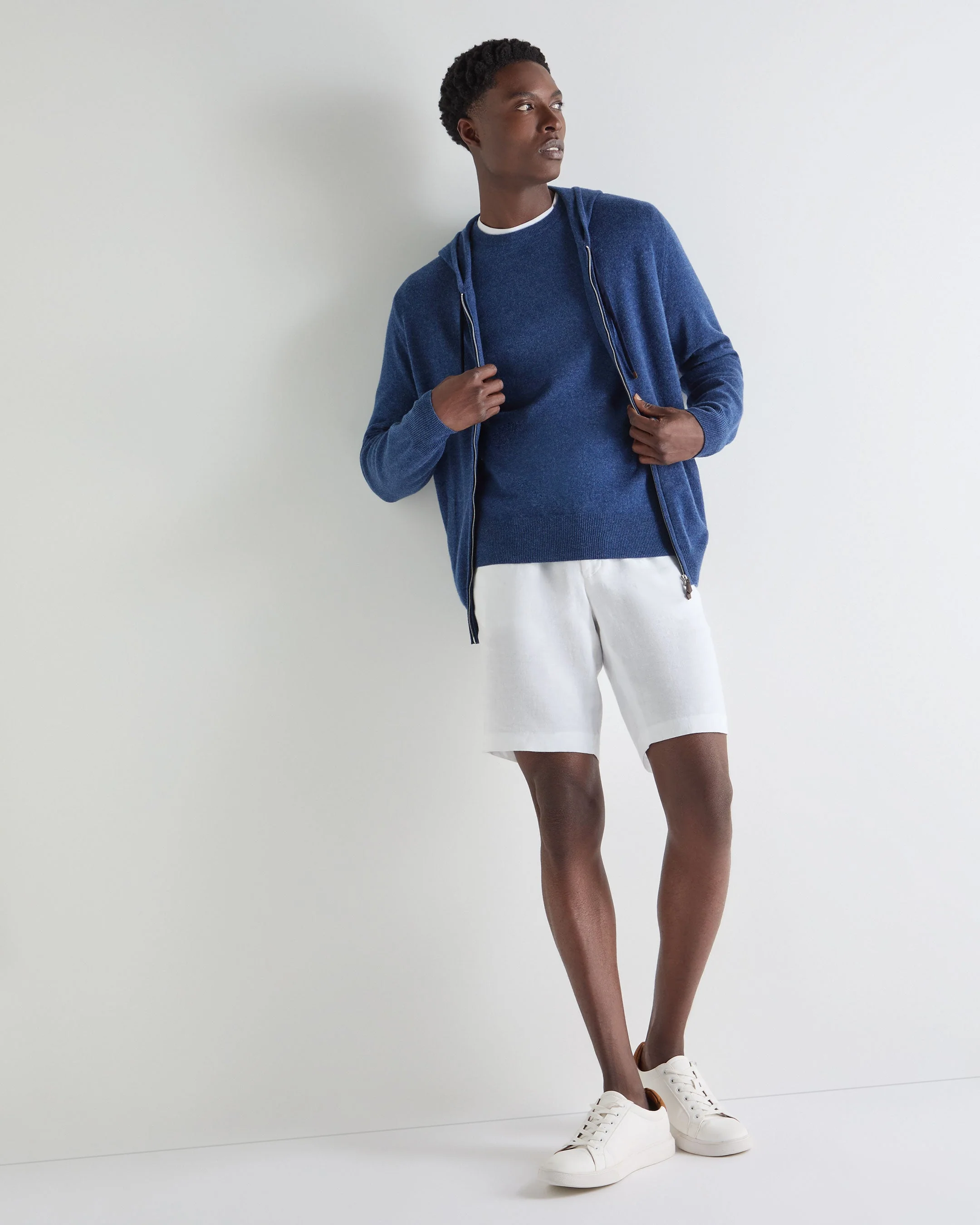Men's Oxford Round Neck Cashmere Sweater Bright Denim Blue - Image 3