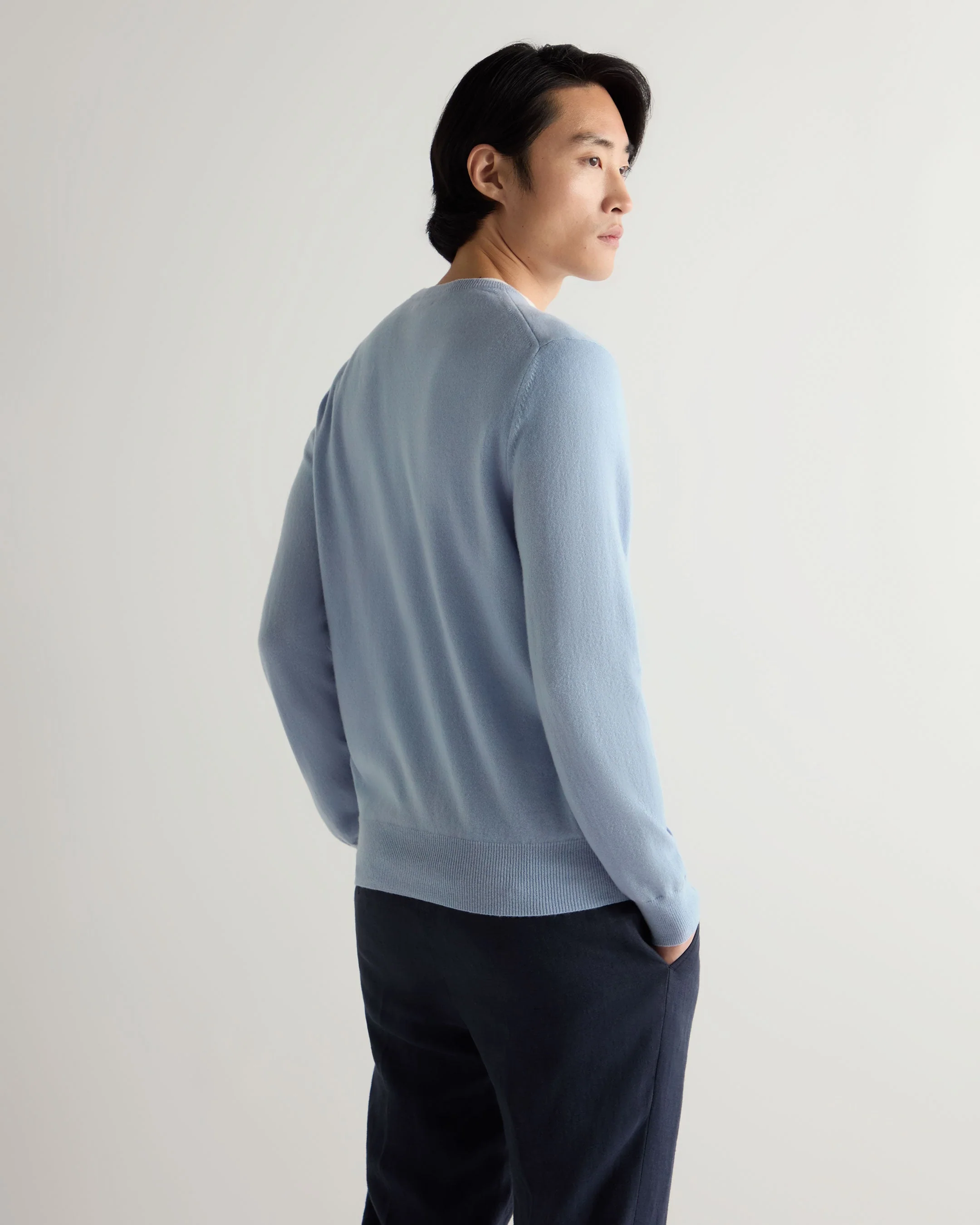 Men's Oxford Round Neck Cashmere Sweater Sea Mist Blue - Image 4