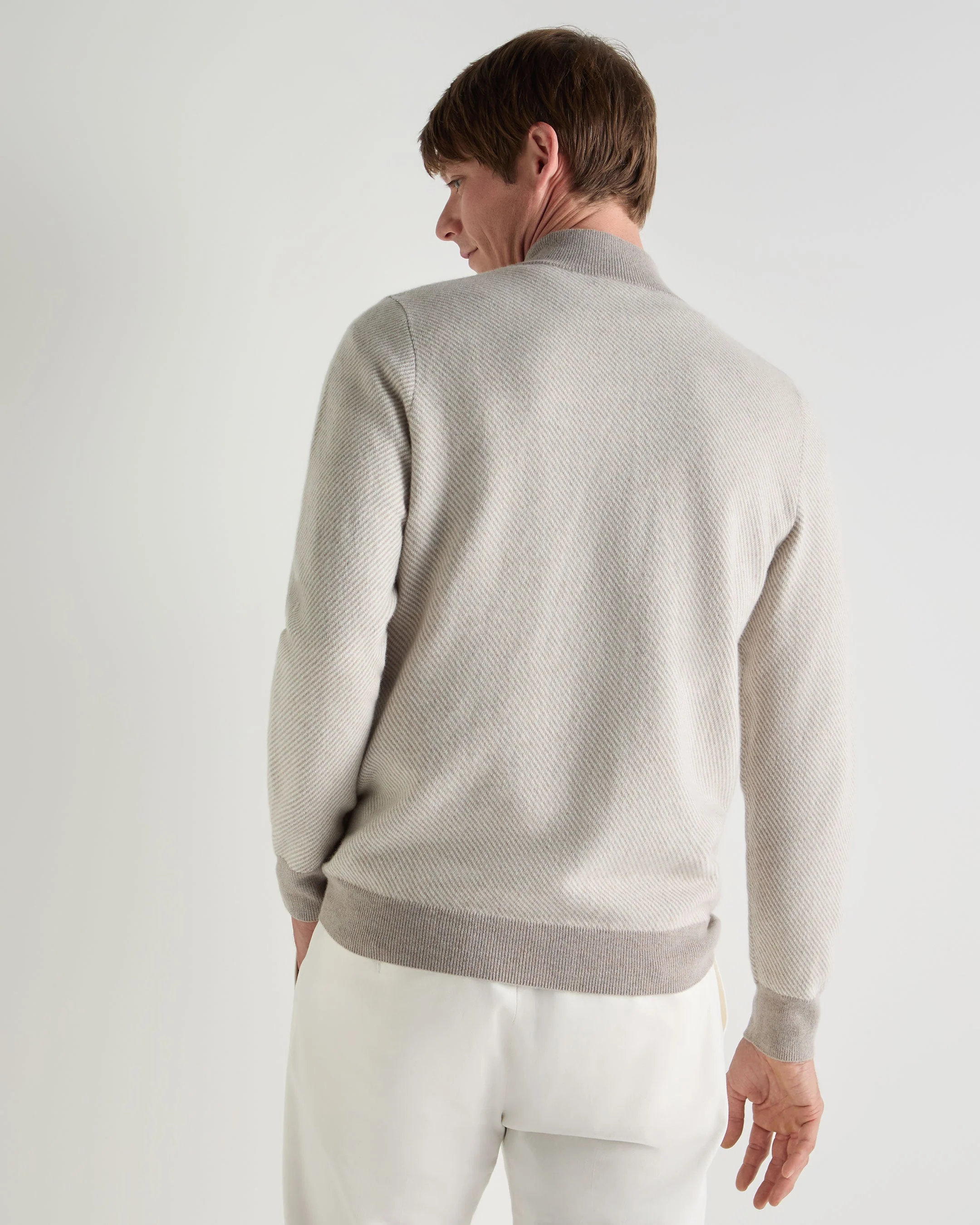 Men's Temple Jacquard Half Zip Cashmere Sweater Oat Grey - Image 4
