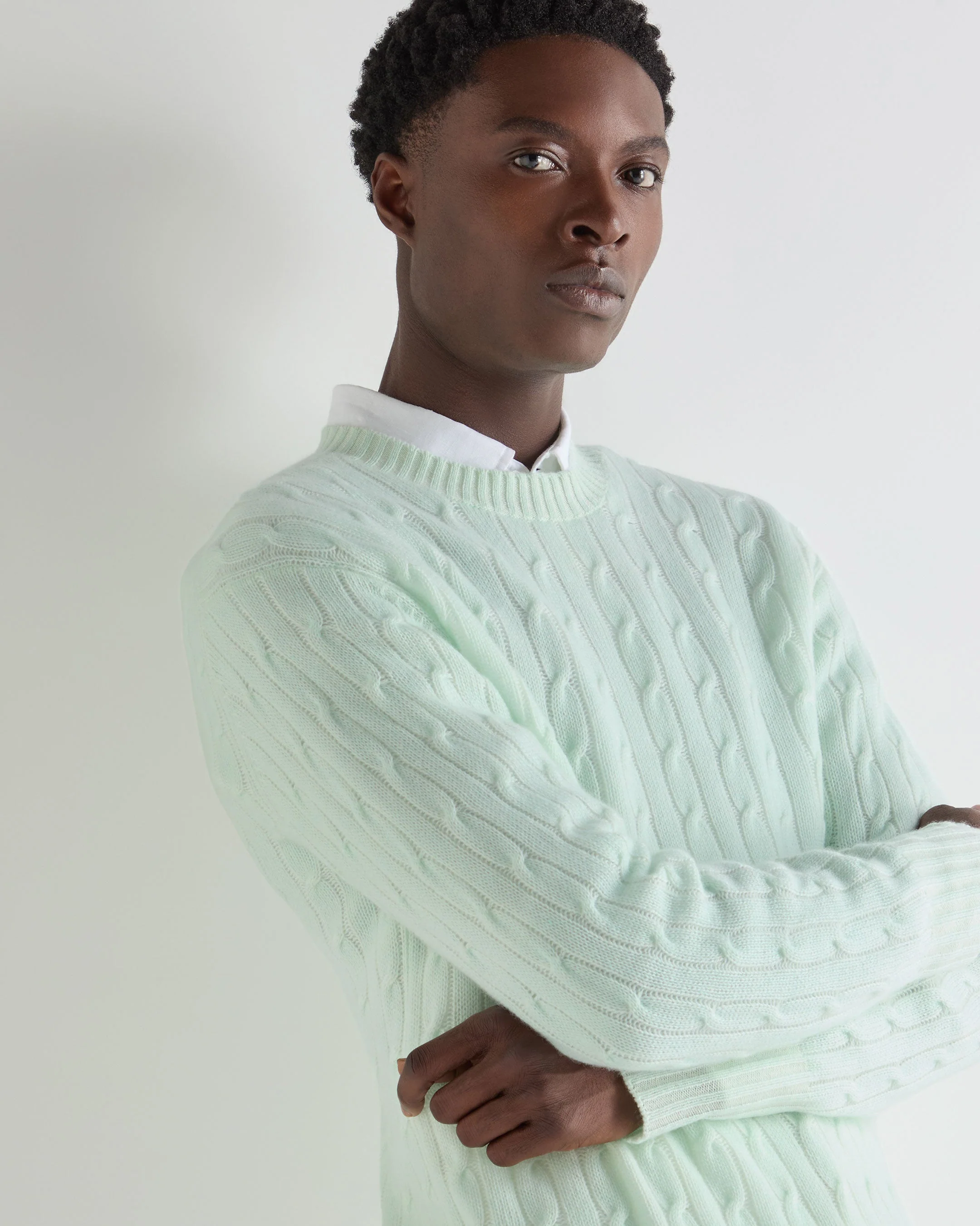 Men's Thames Cable Round Neck Cashmere Sweater Mint Green - Image 5