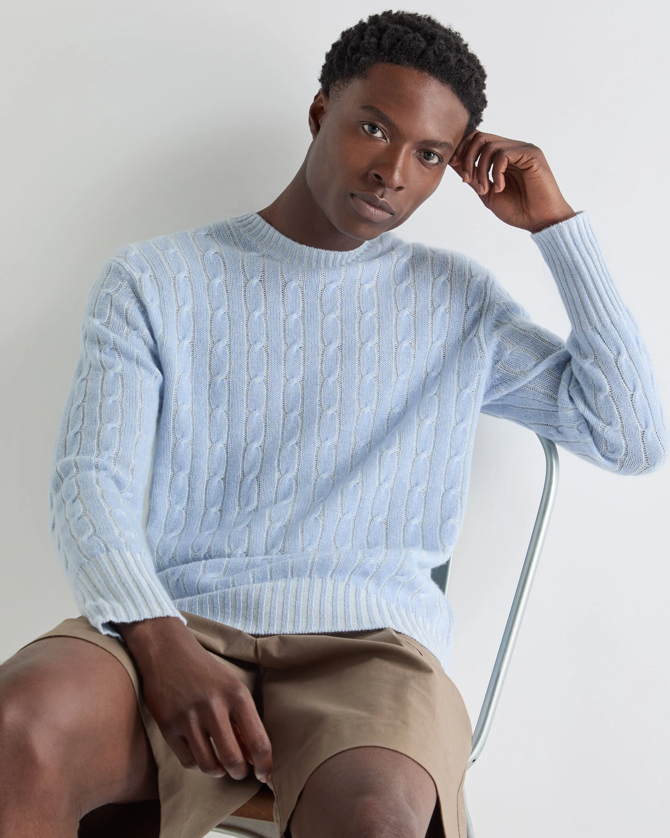 Men's Thames Cable Round Neck Cashmere Sweater Sea Mist Blue
