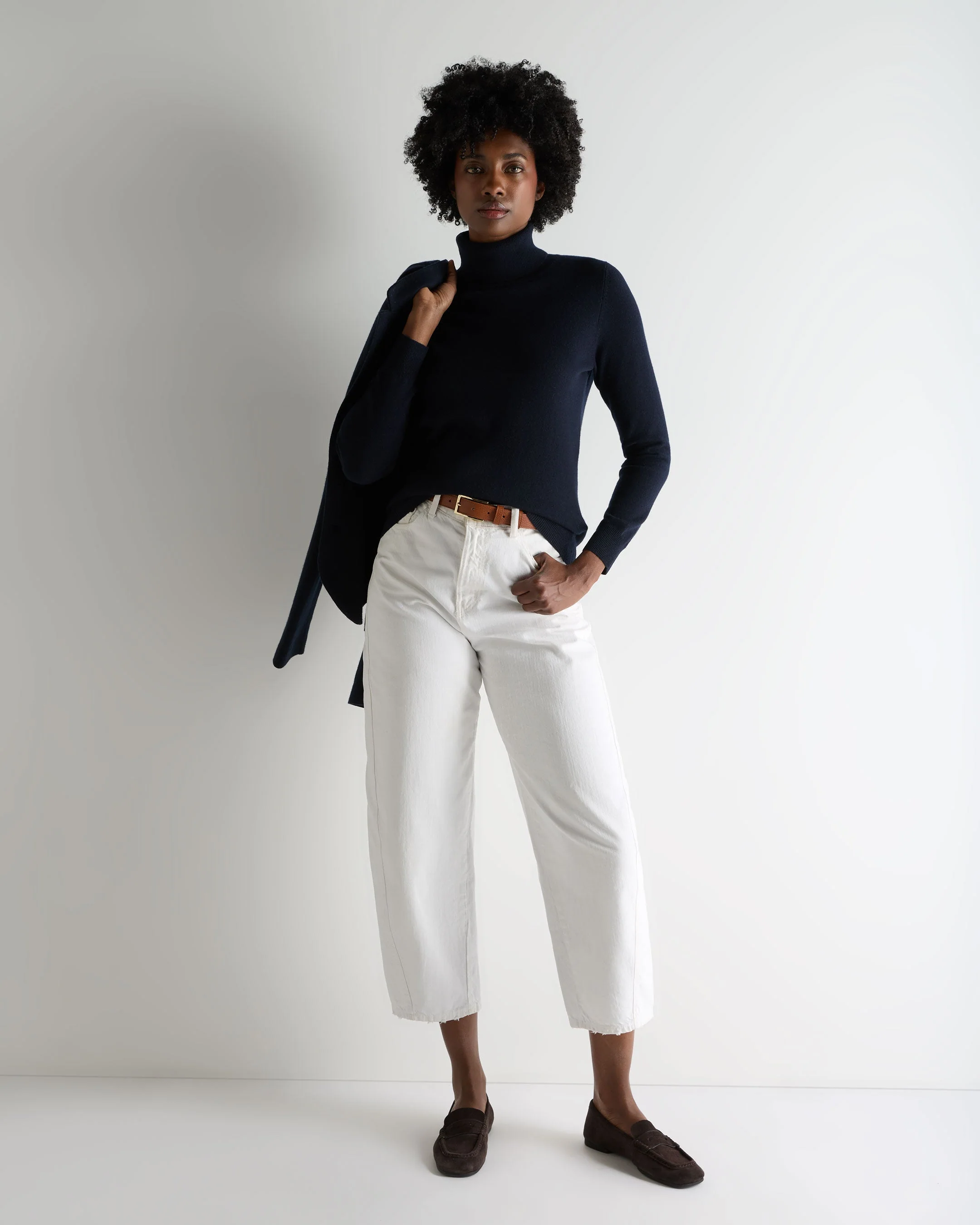 Women's Luna Turtle Neck Cashmere Sweater Navy Blue - Image 3