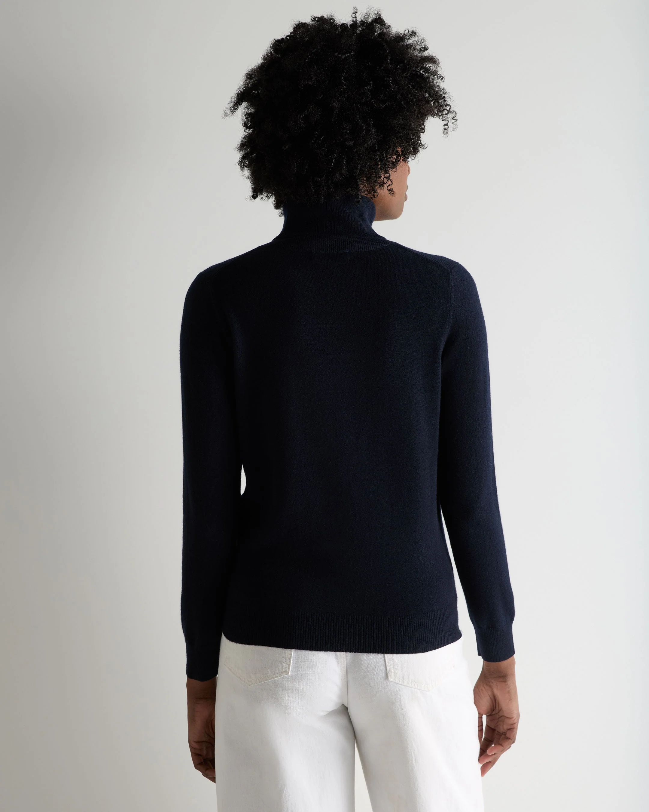 Women's Luna Turtle Neck Cashmere Sweater Navy Blue - Image 4