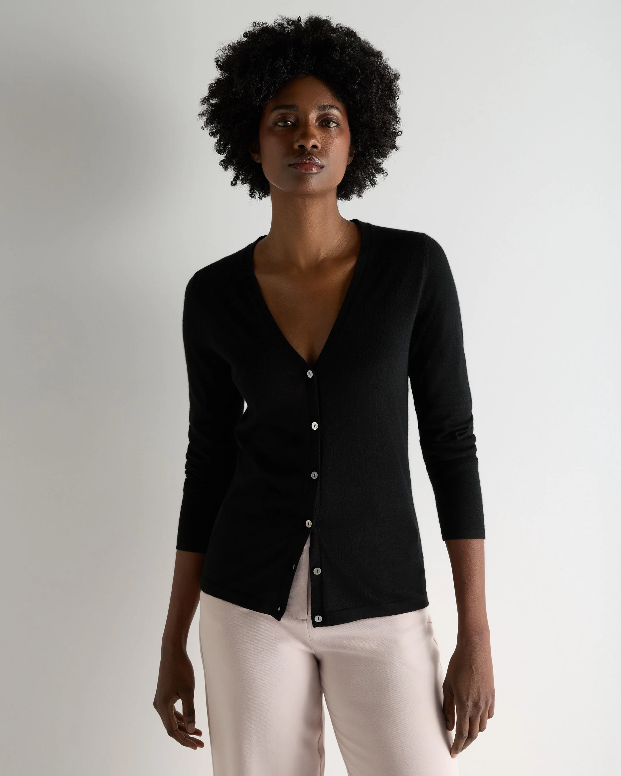Women's Mia Superfine Cashmere V Neck Cardigan Black