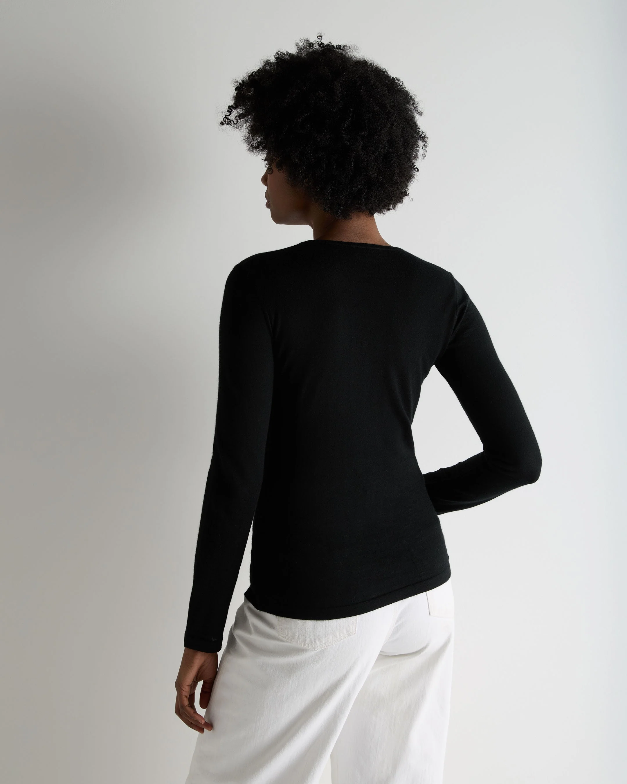 Women's Eden Superfine Cashmere Round Neck Top Black - Image 3