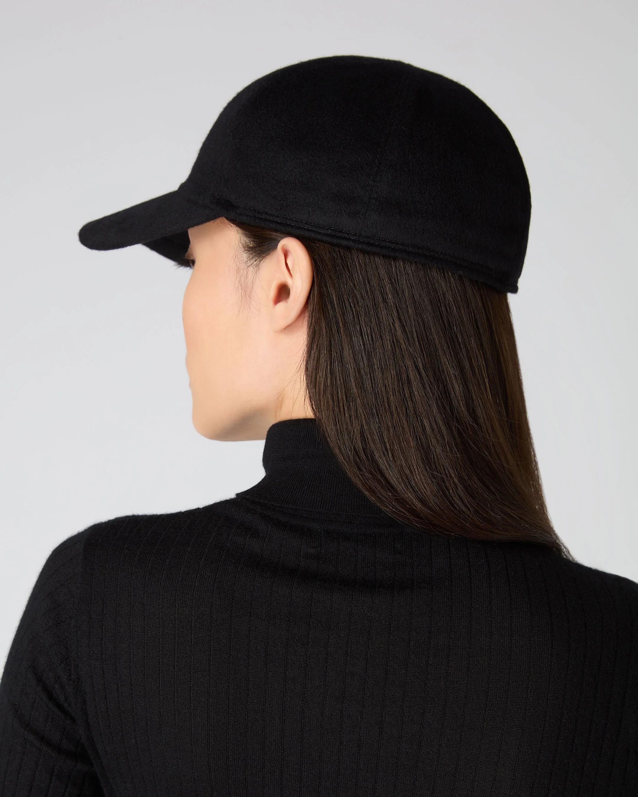 Unisex Cashmere Cap Black - Image 7