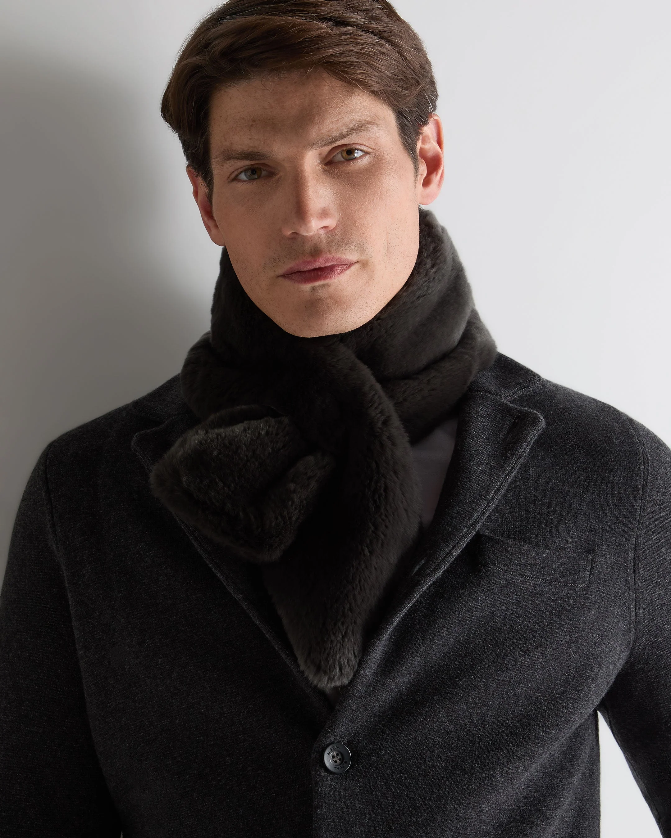 Unisex Fur Neckwarmer Arabica Khaki Green - Image 2