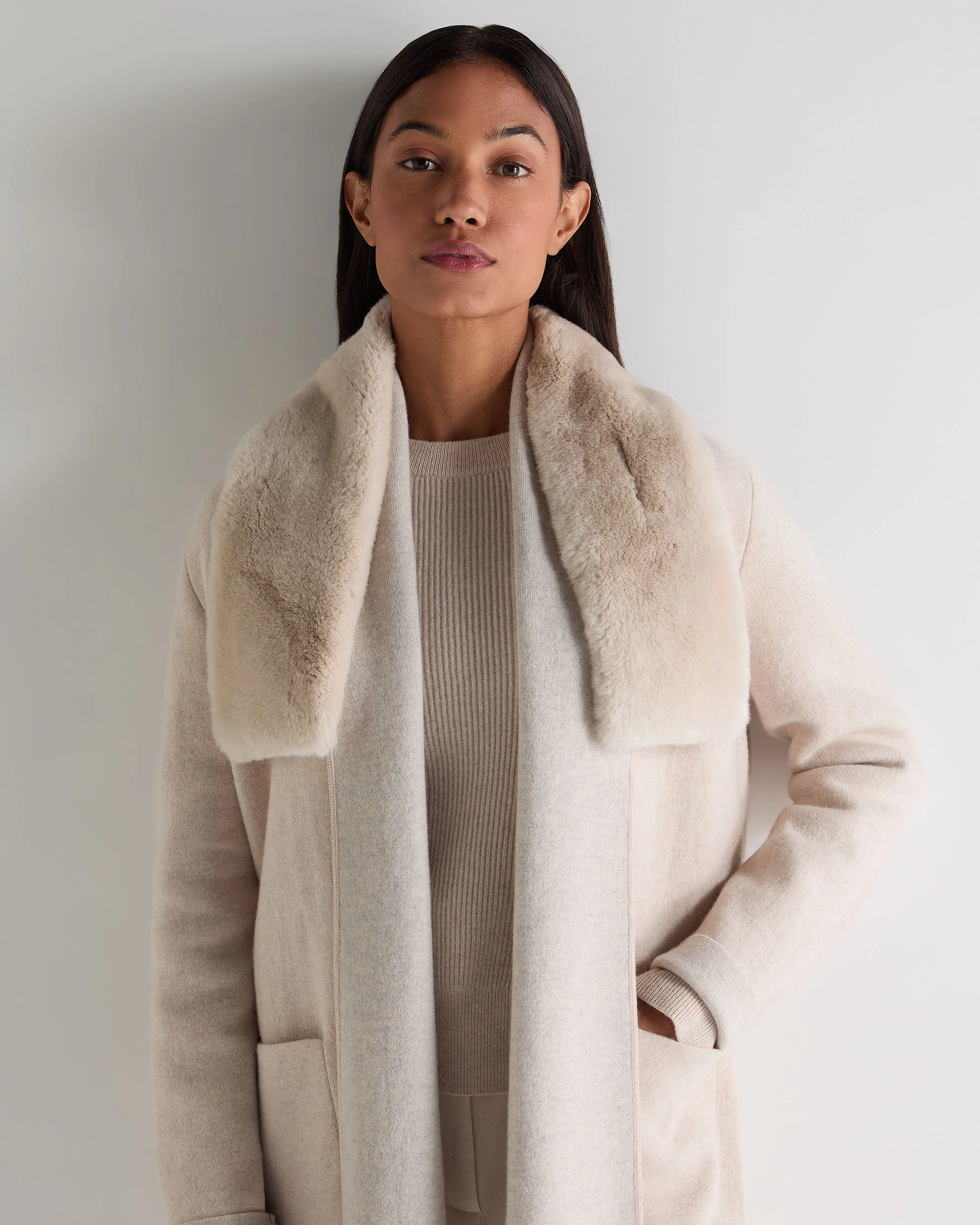 Unisex Fur Neckwarmer Snow Grey - Image 5