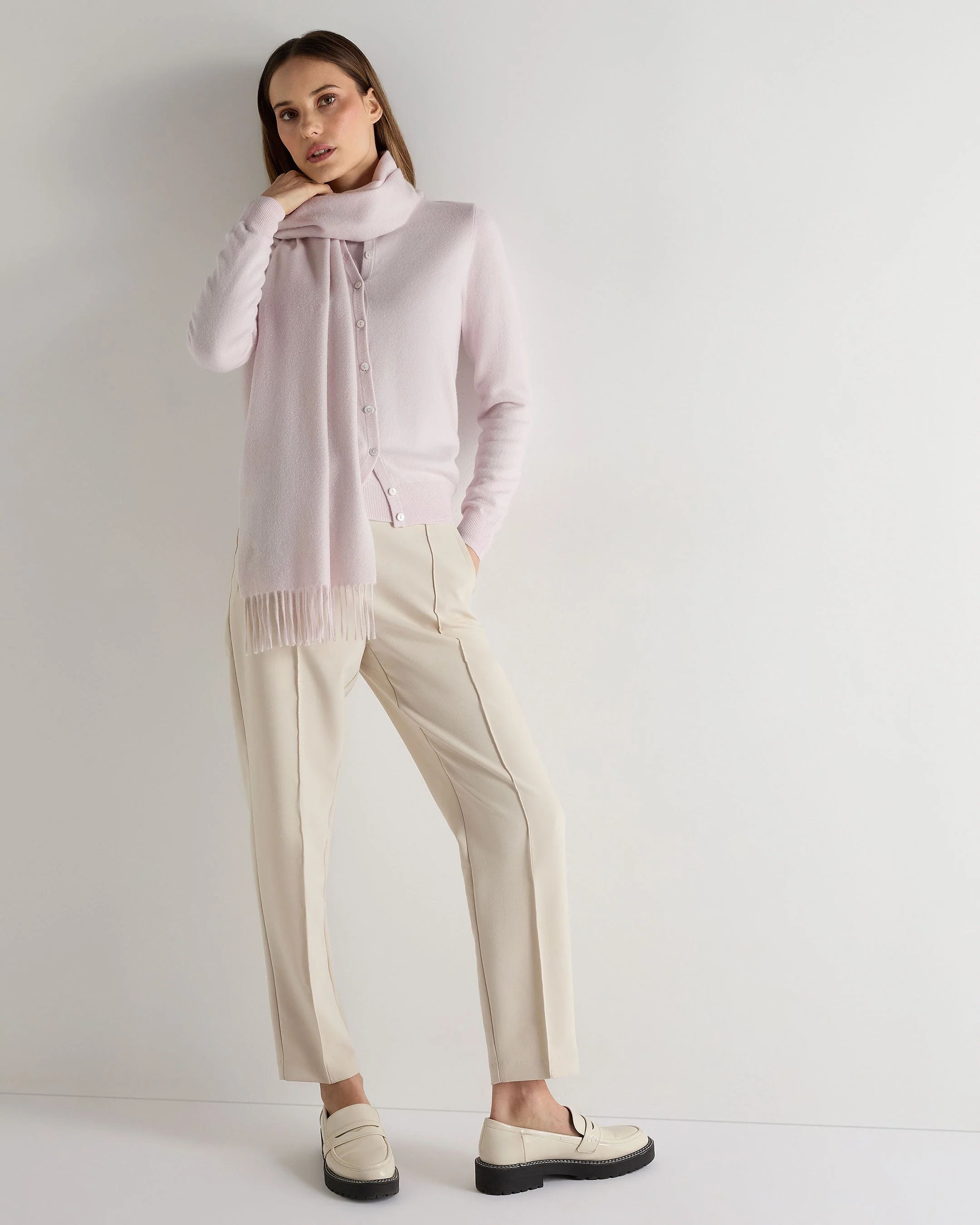Unisex Large Woven Cashmere Scarf Chalk Pink - Image 3