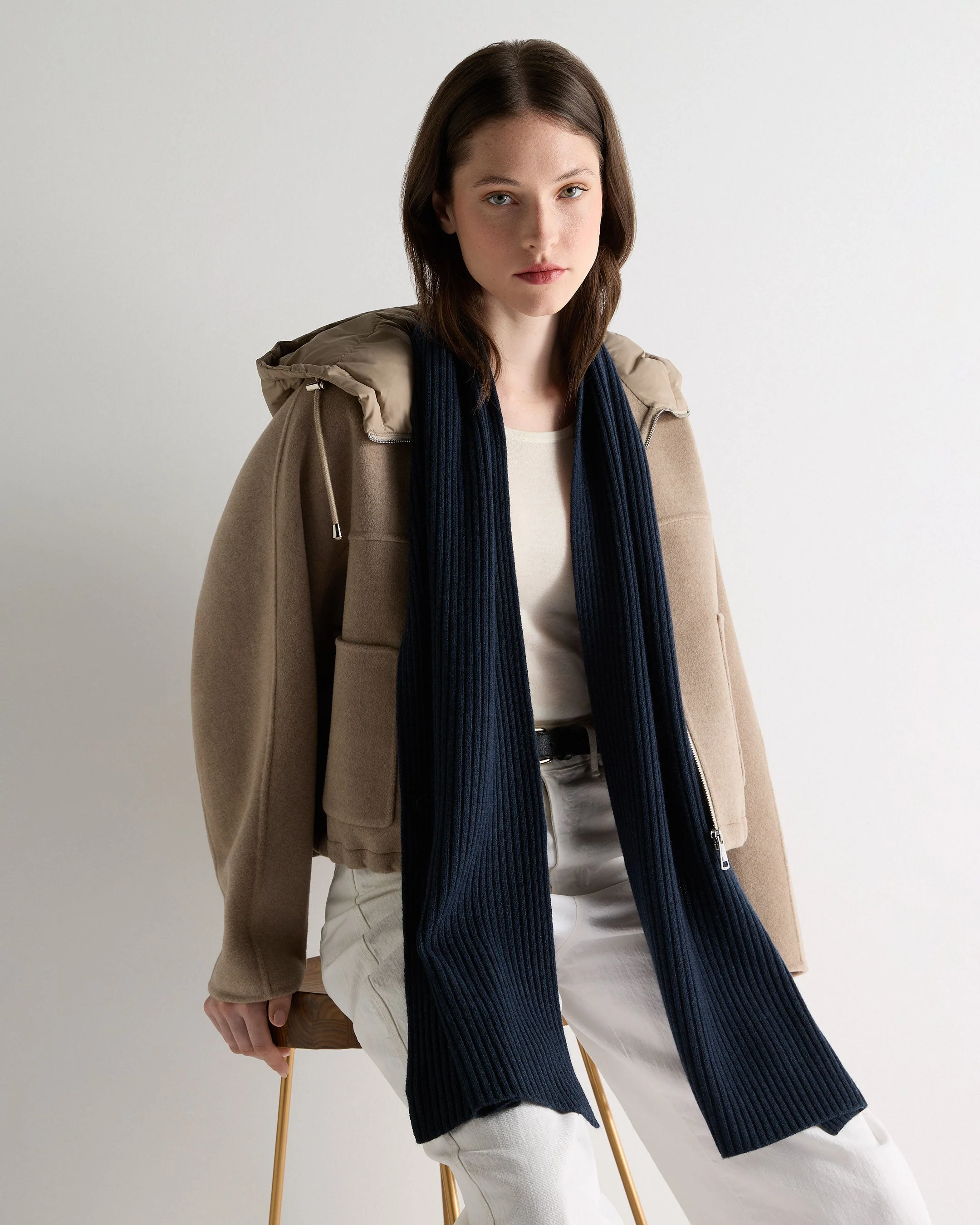 Unisex Short Ribbed Cashmere Scarf Indigo Blue - Image 2