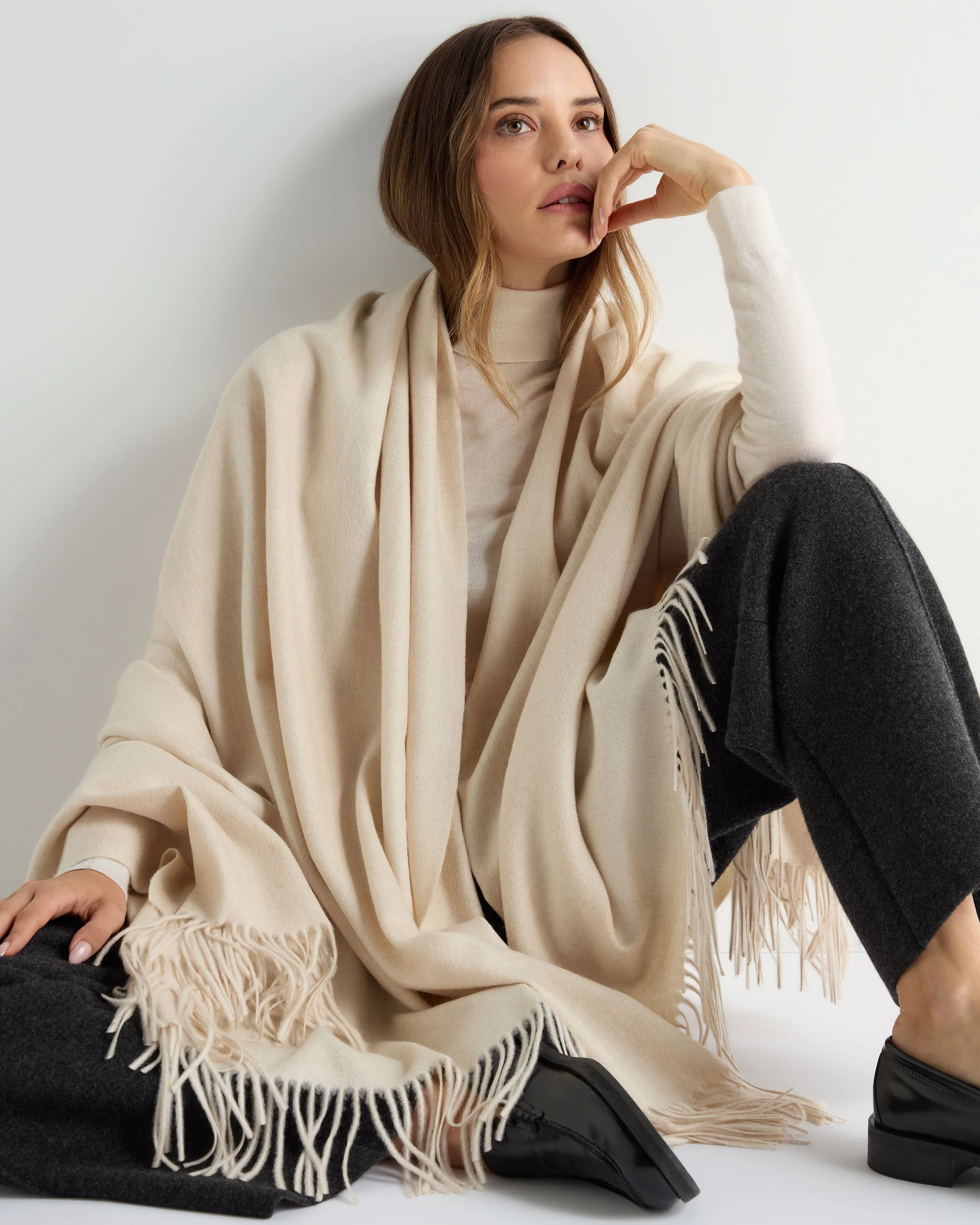 Unisex Woven Cashmere Blanket Ecru White - Image 2