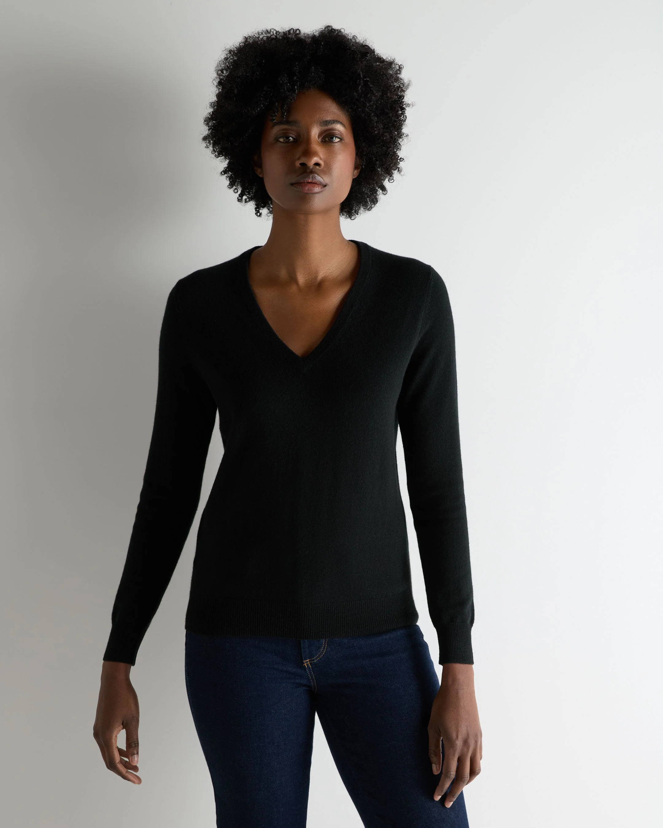 Women's Phoebe V Neck Cashmere Sweater Black