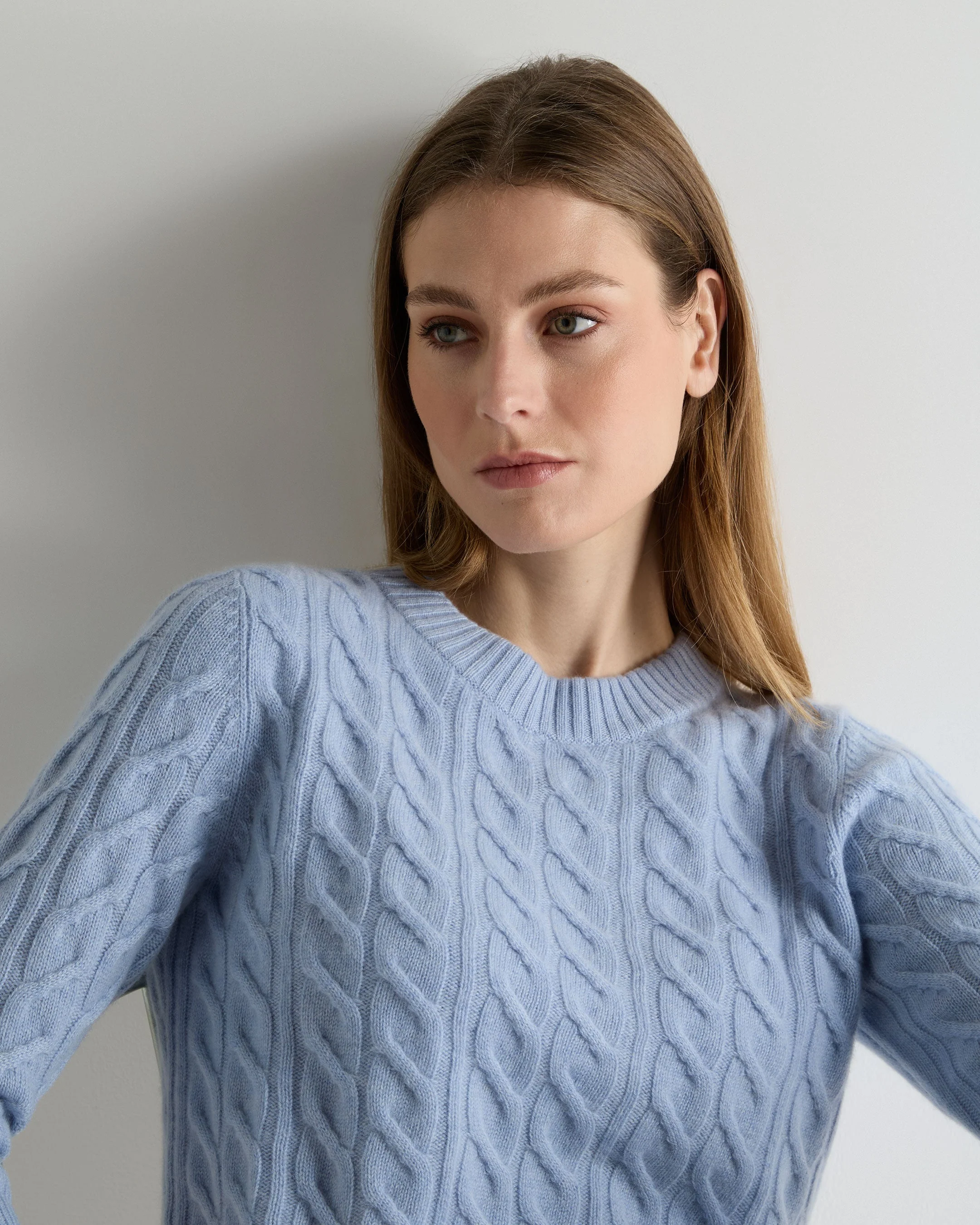 Women's Emilia Cable Round Neck Cashmere Sweater Sea Mist Blue - Image 5