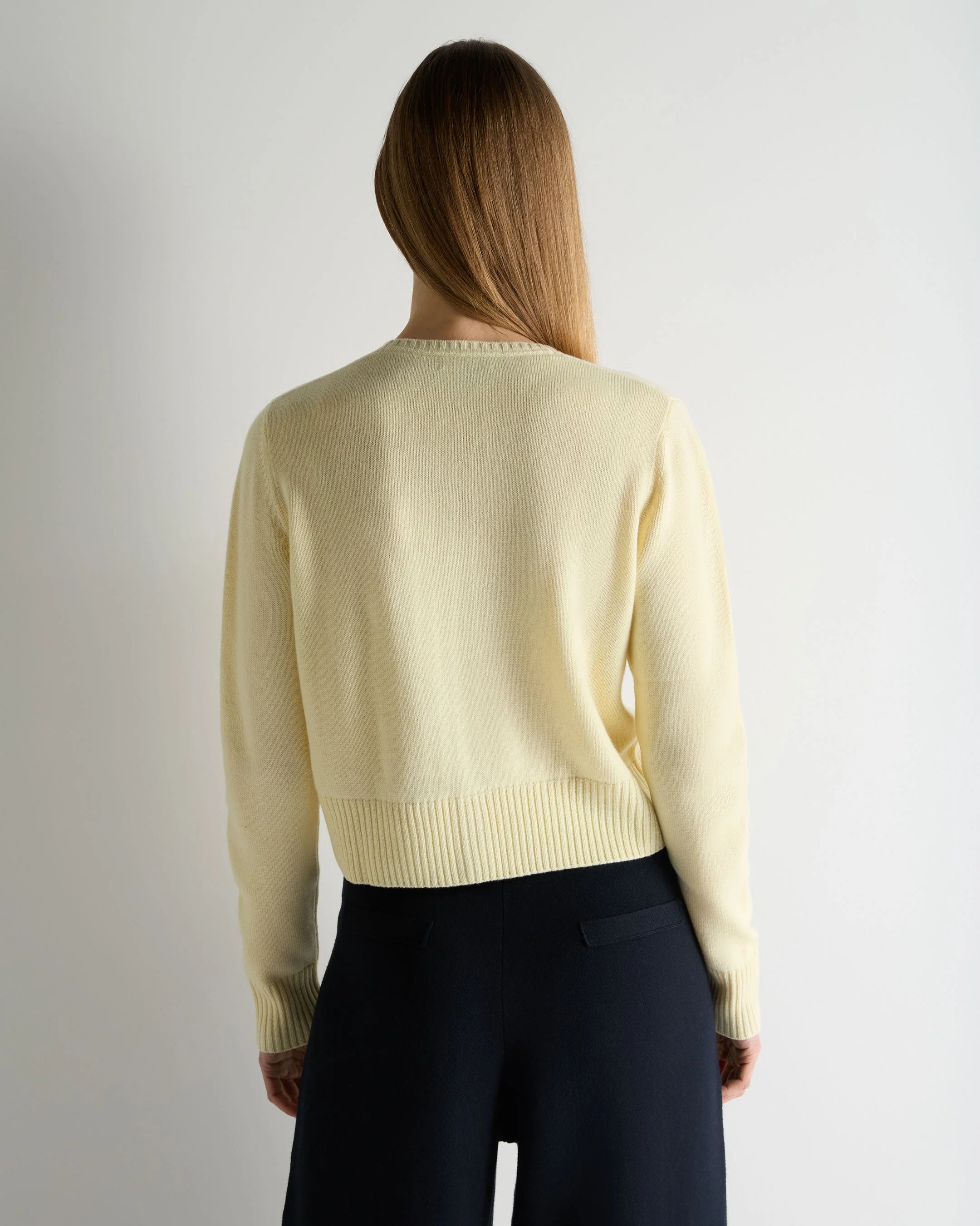 Women's Chunky Crop Cashmere Cardigan Butter Yellow - Image 4