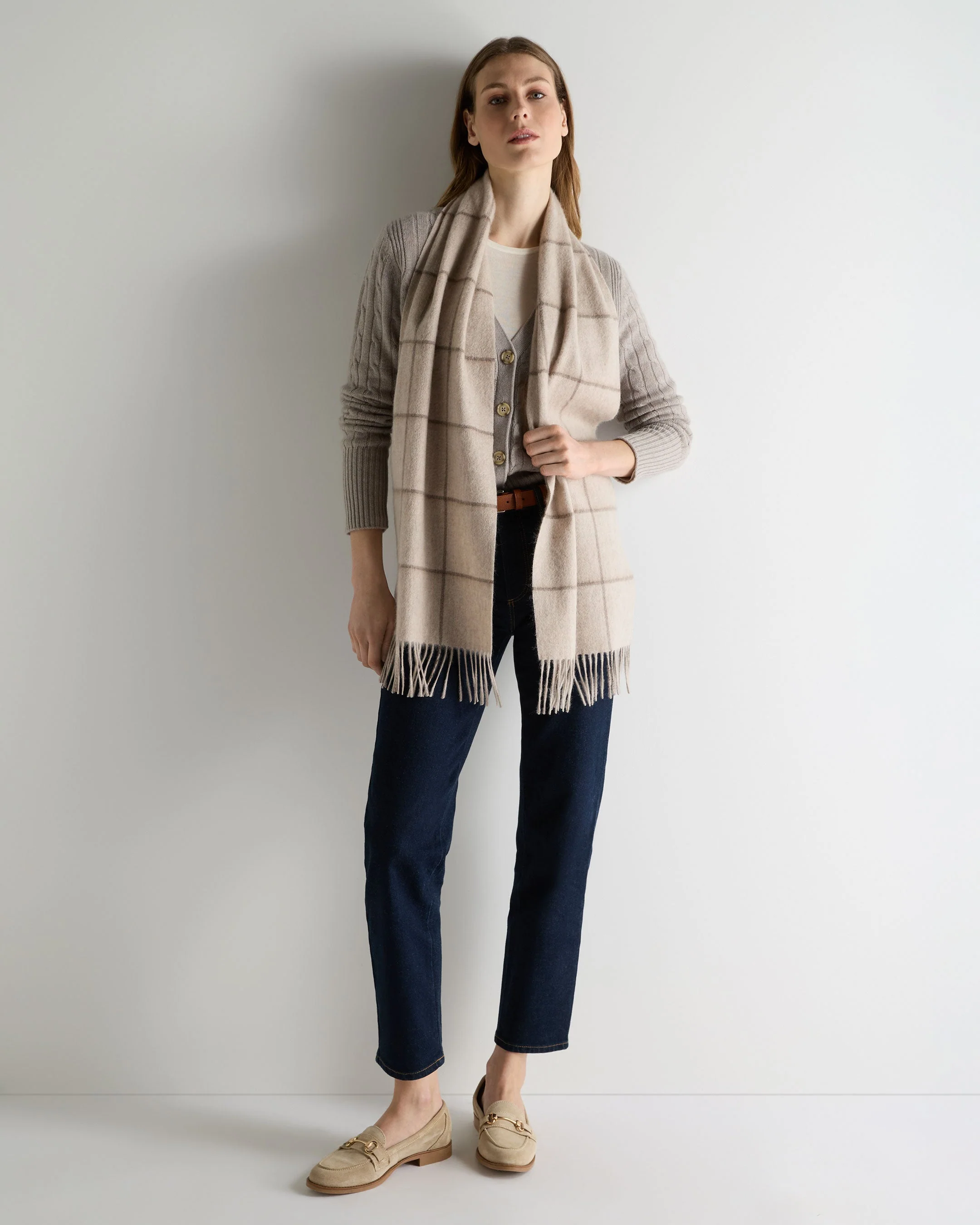 Women's Clara Cable V Neck Cashmere Cardigan Oat Grey - Image 3