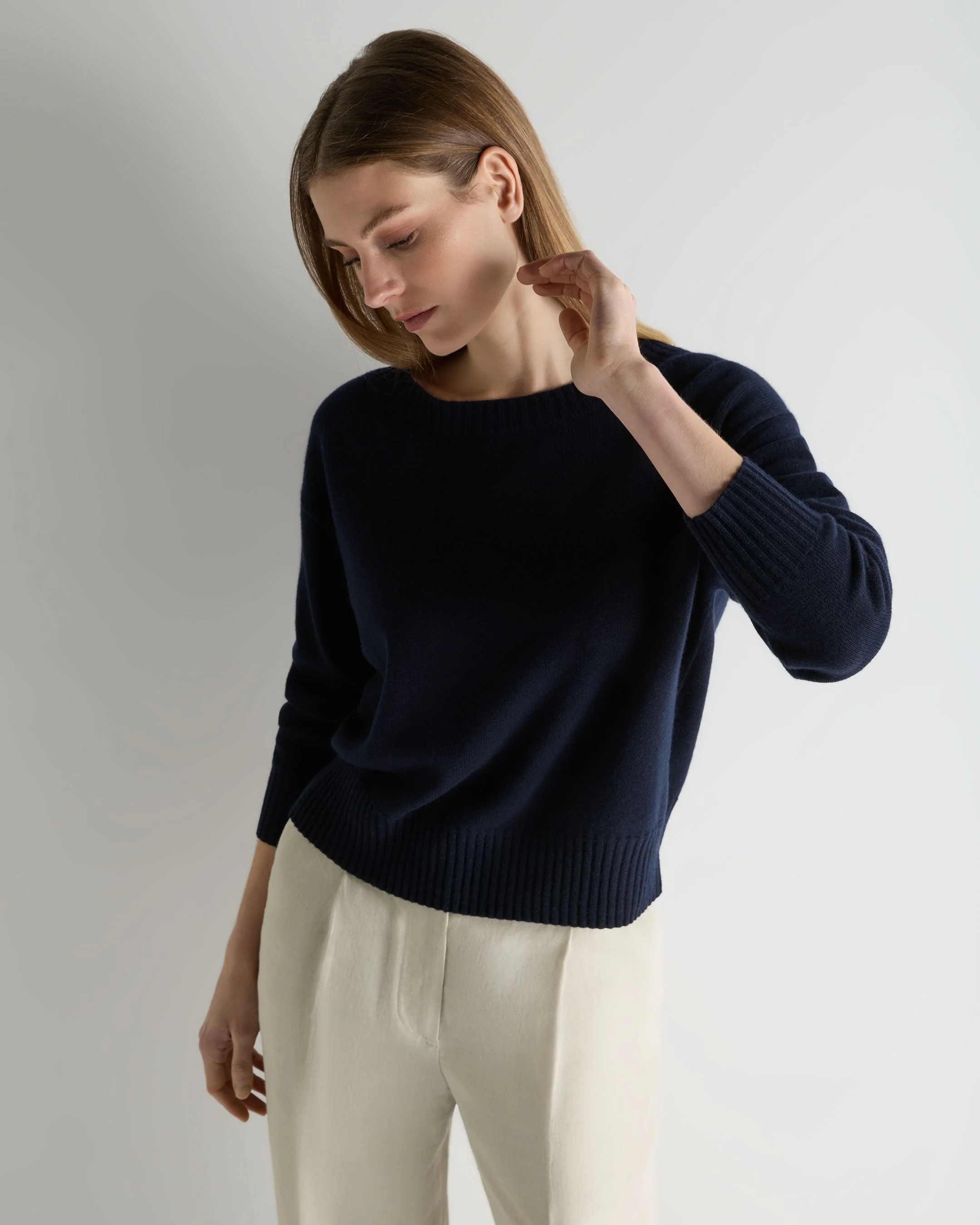 Women's Crop Boat Neck Cashmere Sweater Navy Blue