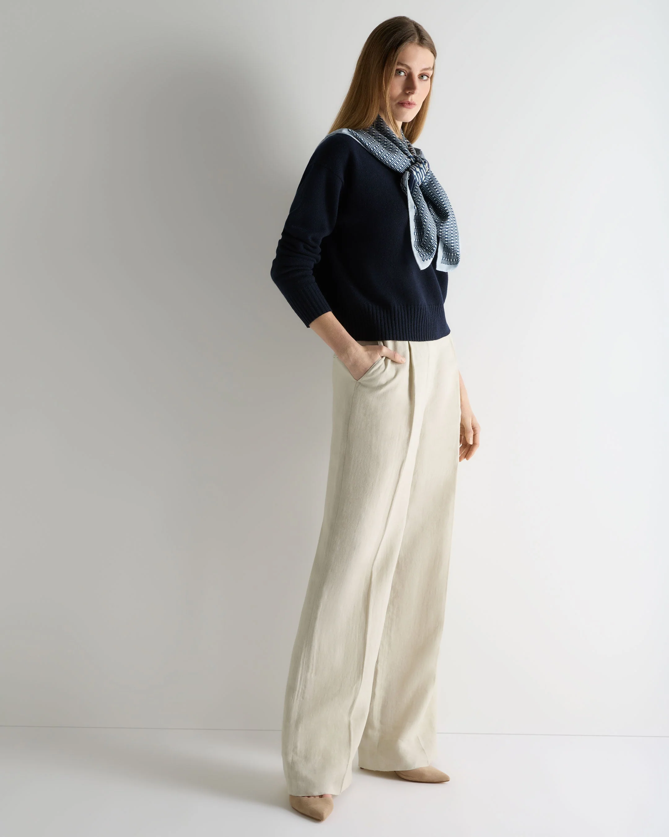 Women's Crop Boat Neck Cashmere Sweater Navy Blue - Image 3