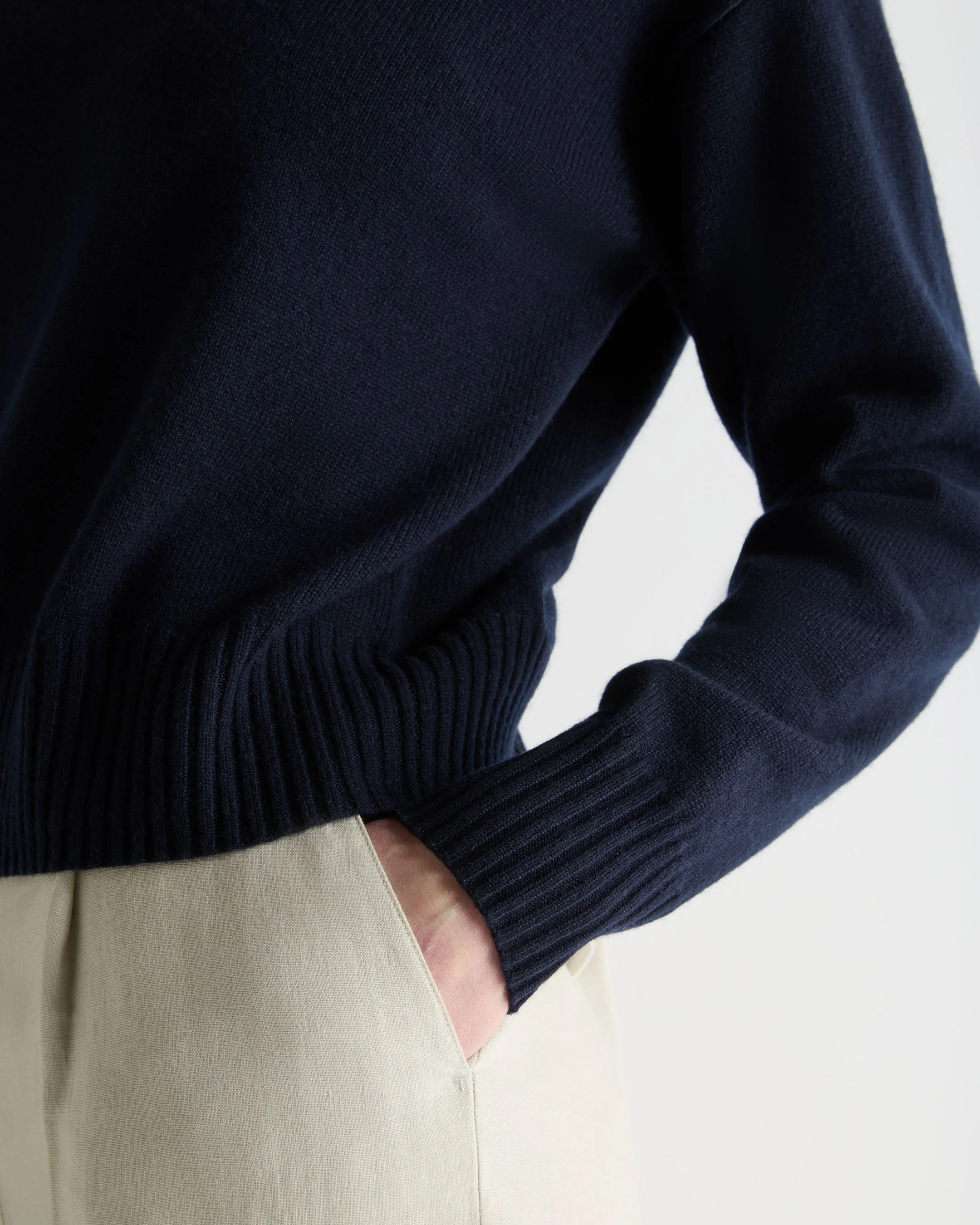 Women's Crop Boat Neck Cashmere Sweater Navy Blue - Image 6