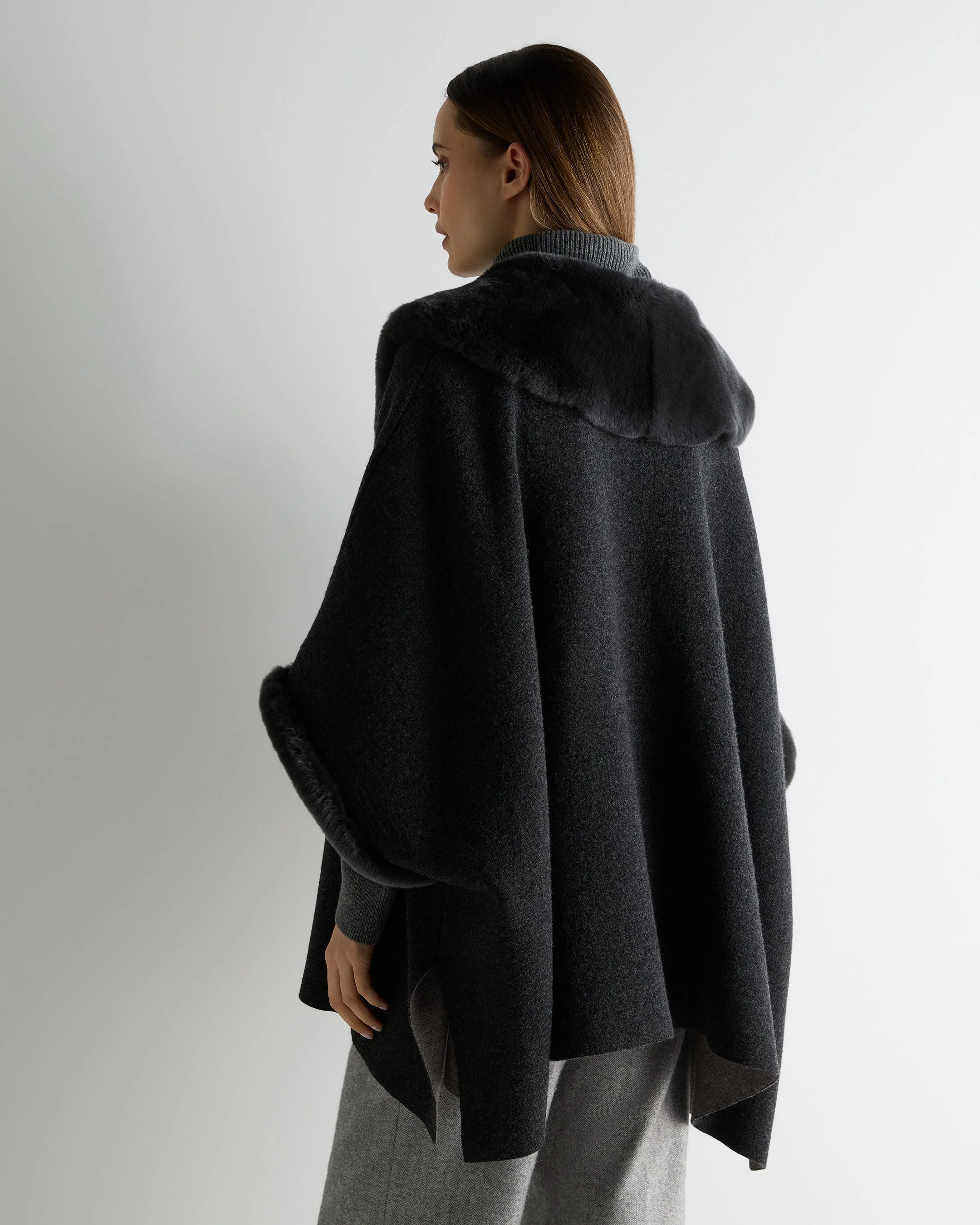 Women's Double Face Fur Cape Dark Graphite Grey - Image 4
