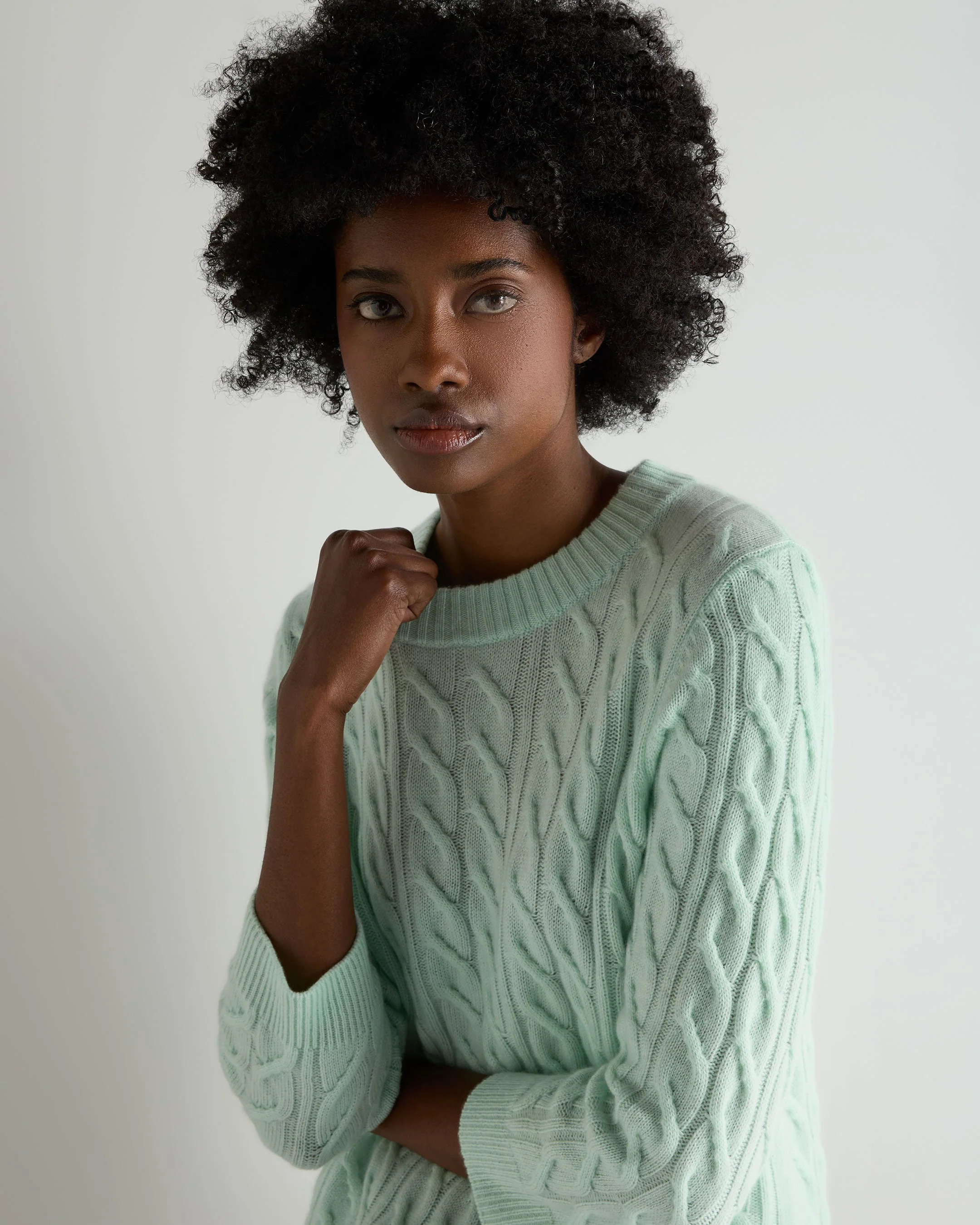 Women's Emilia Cable Round Neck Cashmere Sweater Mint Green - Image 5