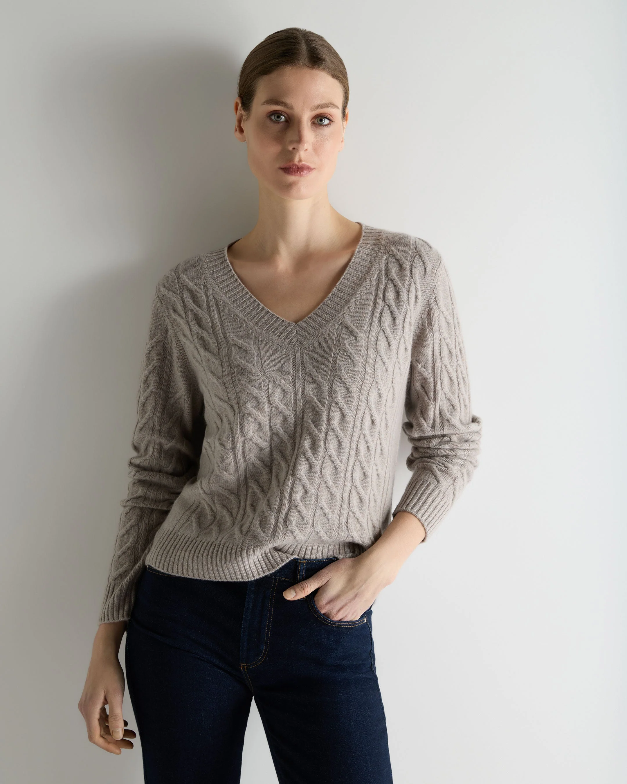 Women's Frankie Cable V Neck Cashmere Sweater Oat Grey
