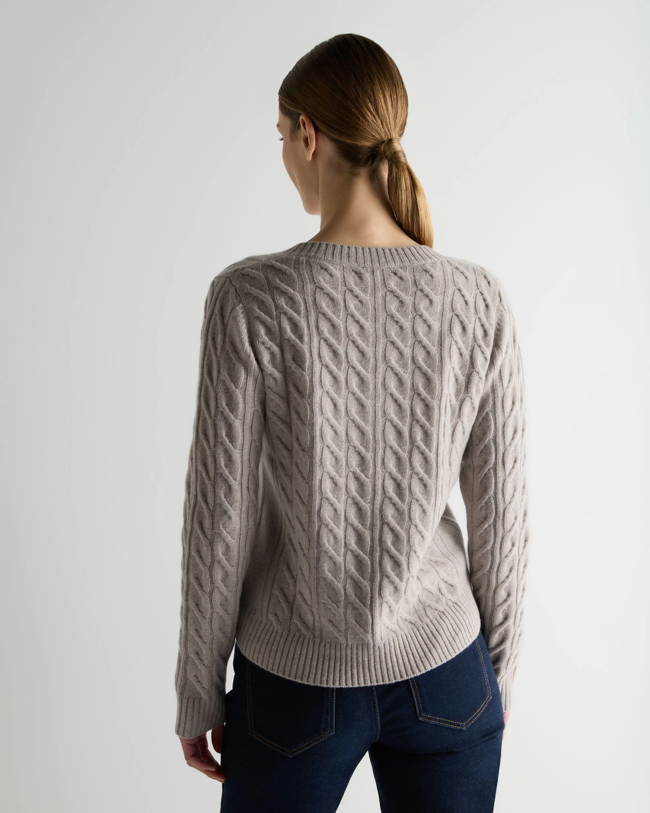 Women's Frankie Cable V Neck Cashmere Sweater Oat Grey - Image 4