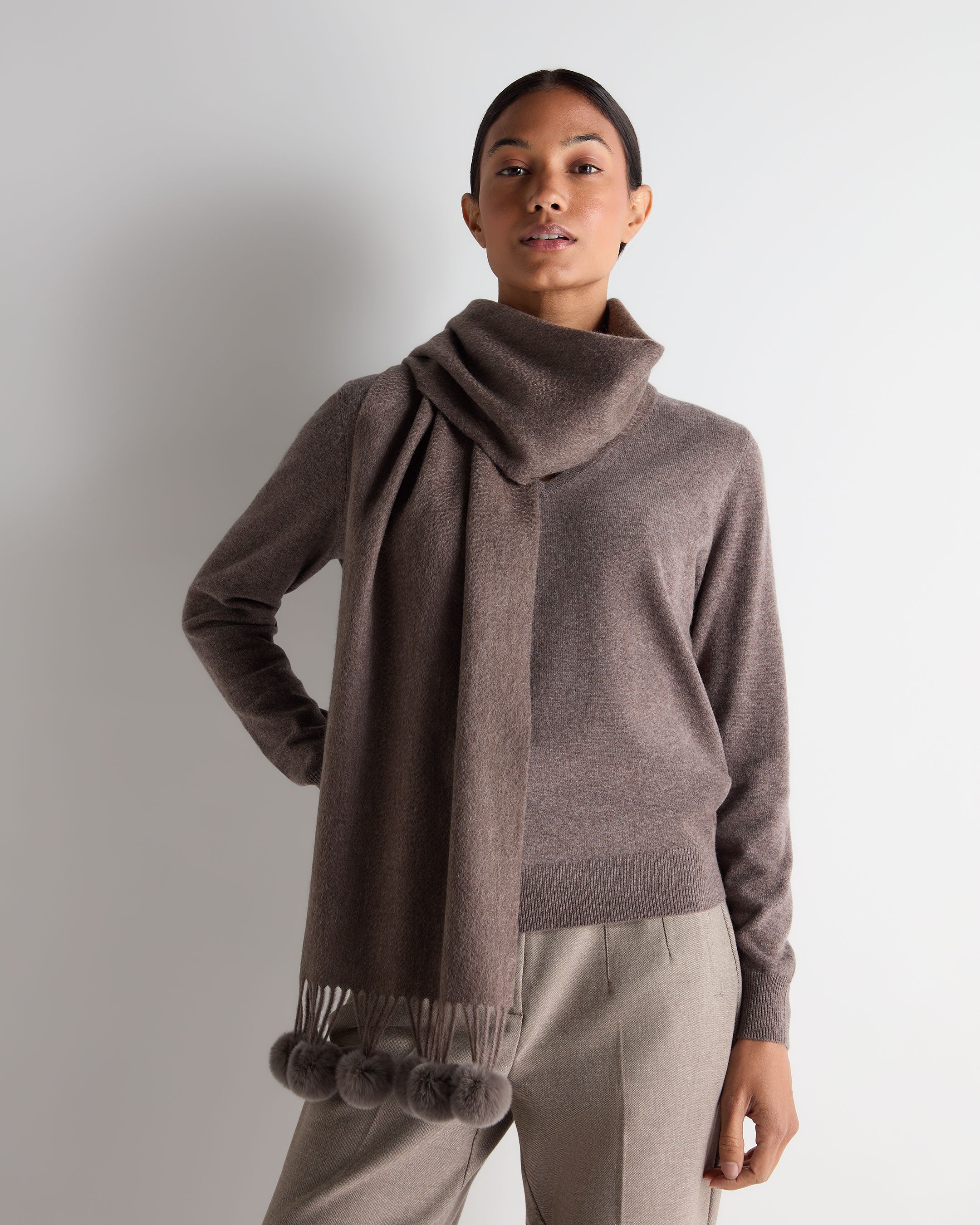 Women's Davos Fur Bobble Cashmere Scarf Otter Brown - Image 3