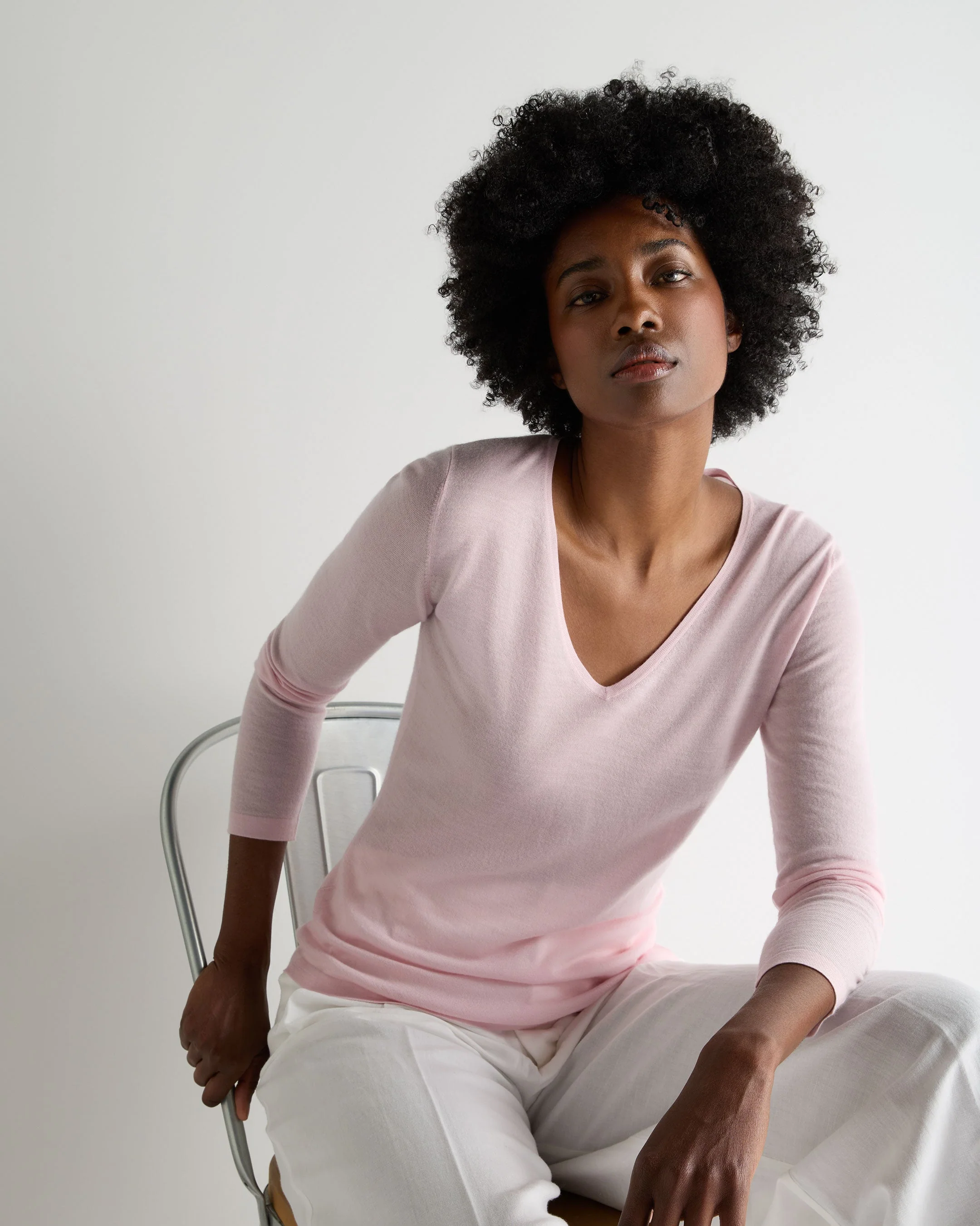 Women's Imogen Superfine Cashmere V Neck Sweater Rosewater Pink
