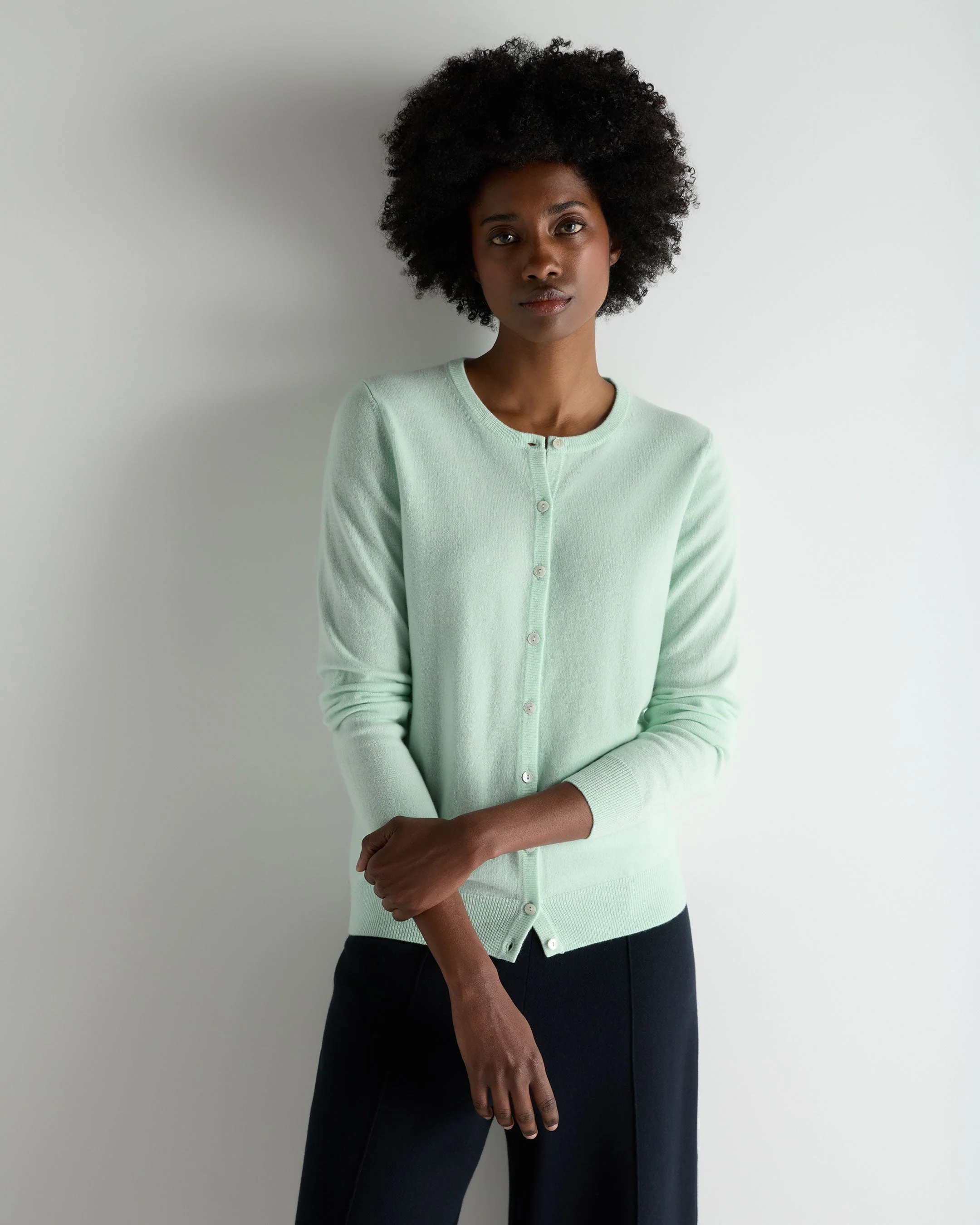 Women's Olivia Round Neck Cashmere Cardigan Mint Green
