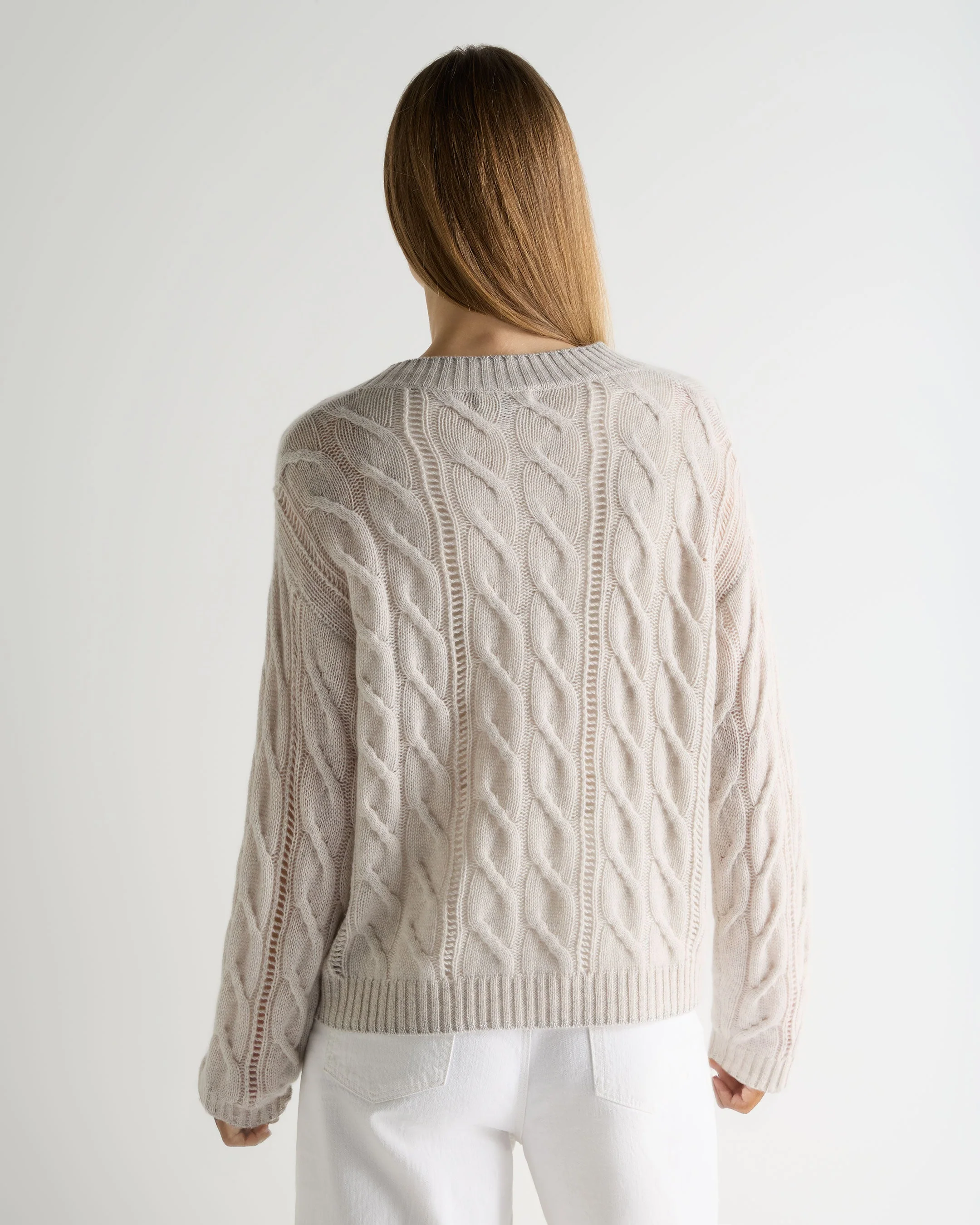 Women's Open Cable V Neck Cashmere Sweater Pebble Grey - Image 4