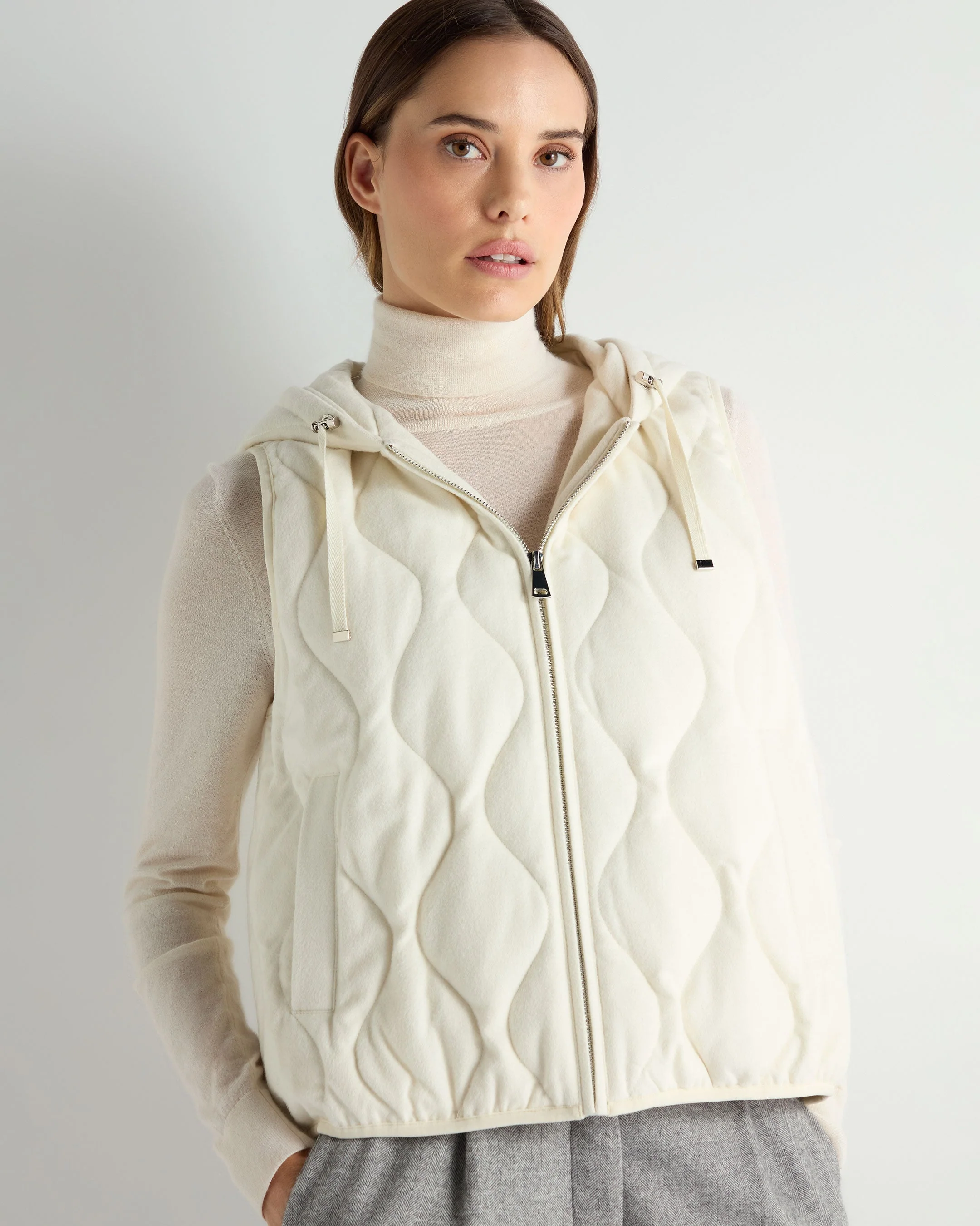 Women's Padded Gilet With Hood White