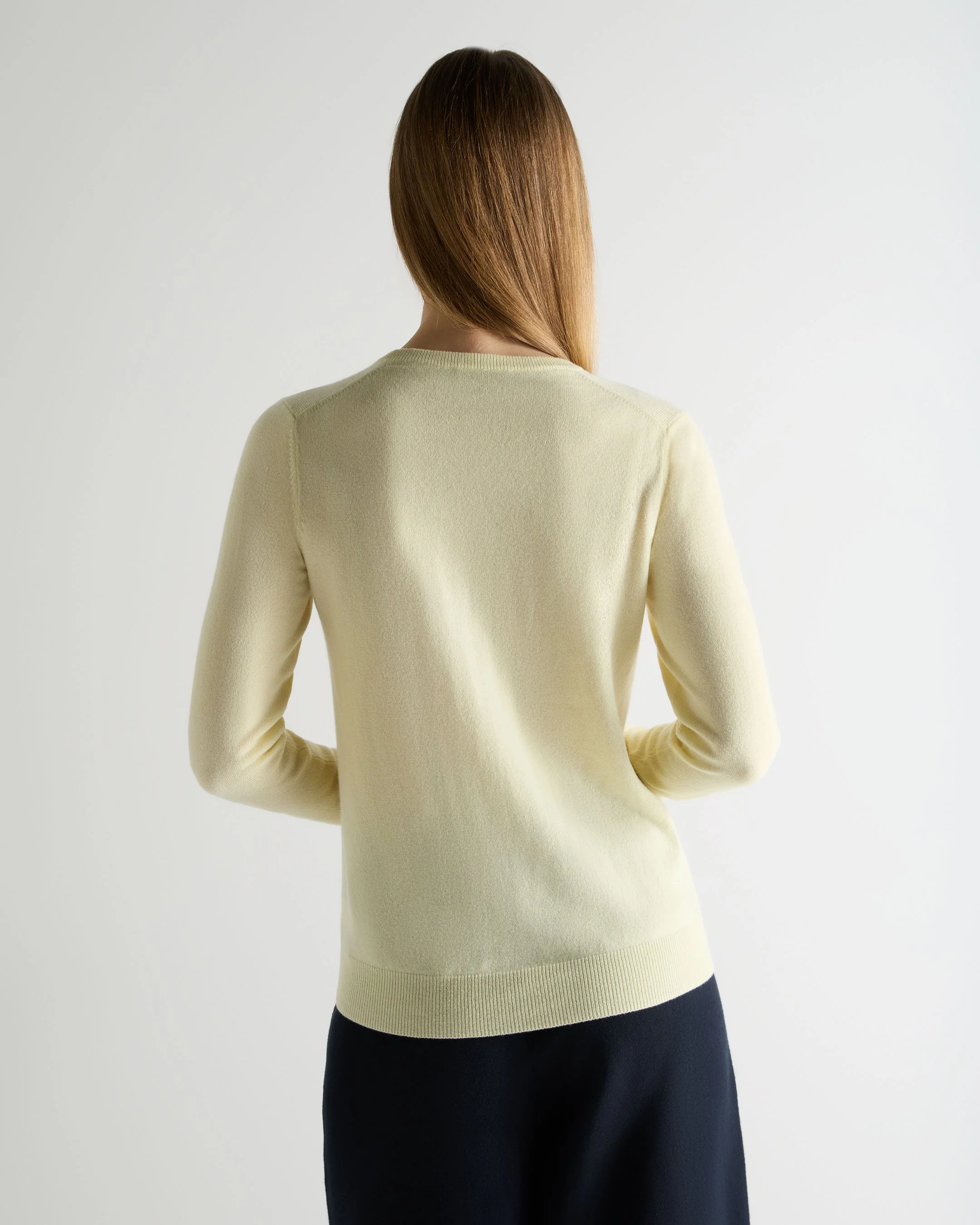 Women's Phoebe V Neck Cashmere Sweater Butter Yellow - Image 4