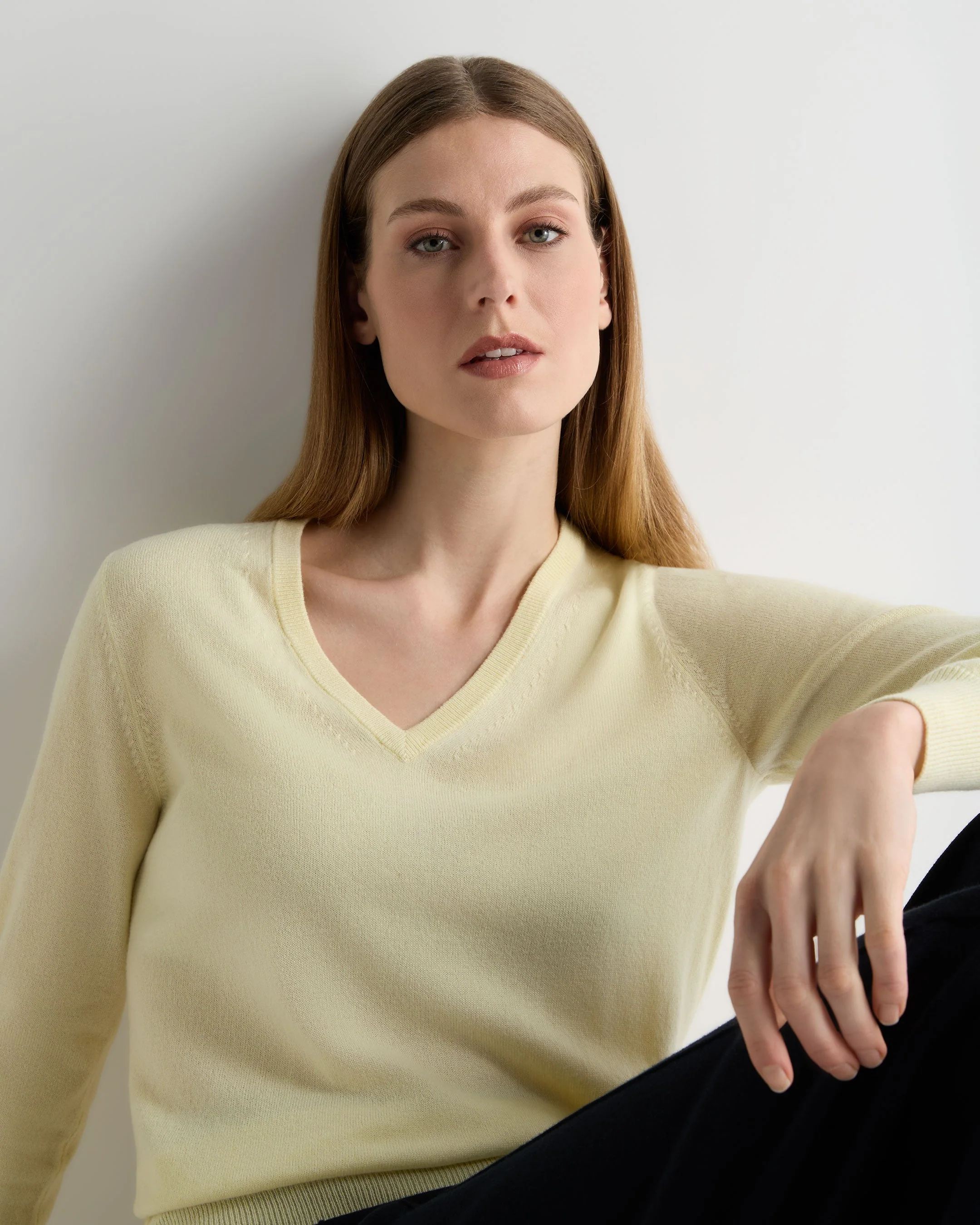 Women's Phoebe V Neck Cashmere Sweater Butter Yellow - Image 5