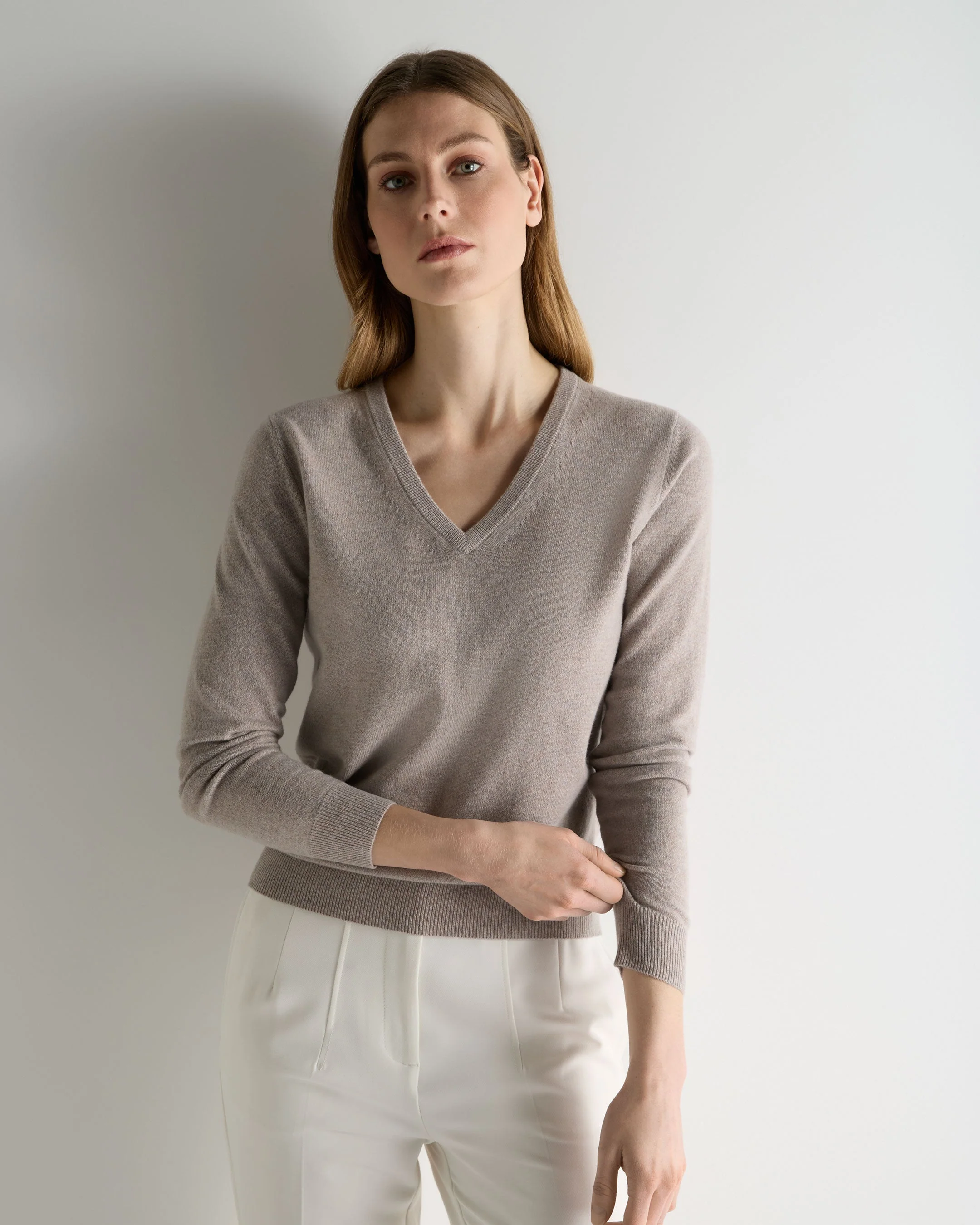 Women's Phoebe V Neck Cashmere Sweater Oat Grey