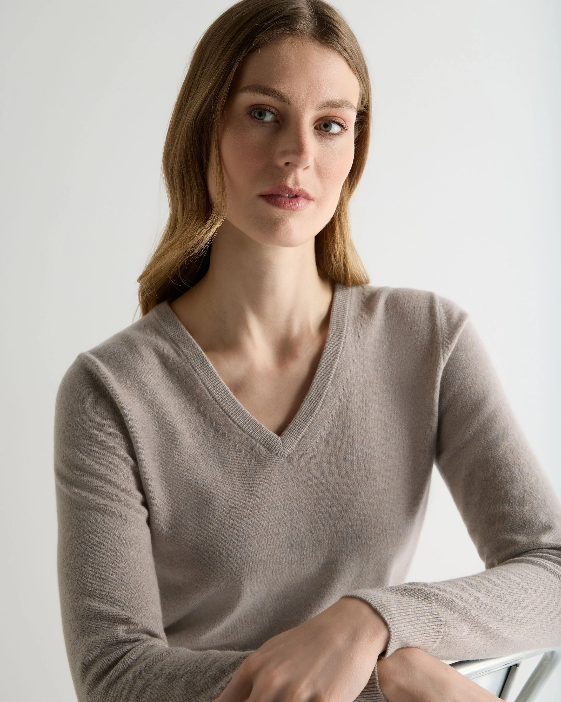 Women's Phoebe V Neck Cashmere Sweater Oat Grey - Image 5