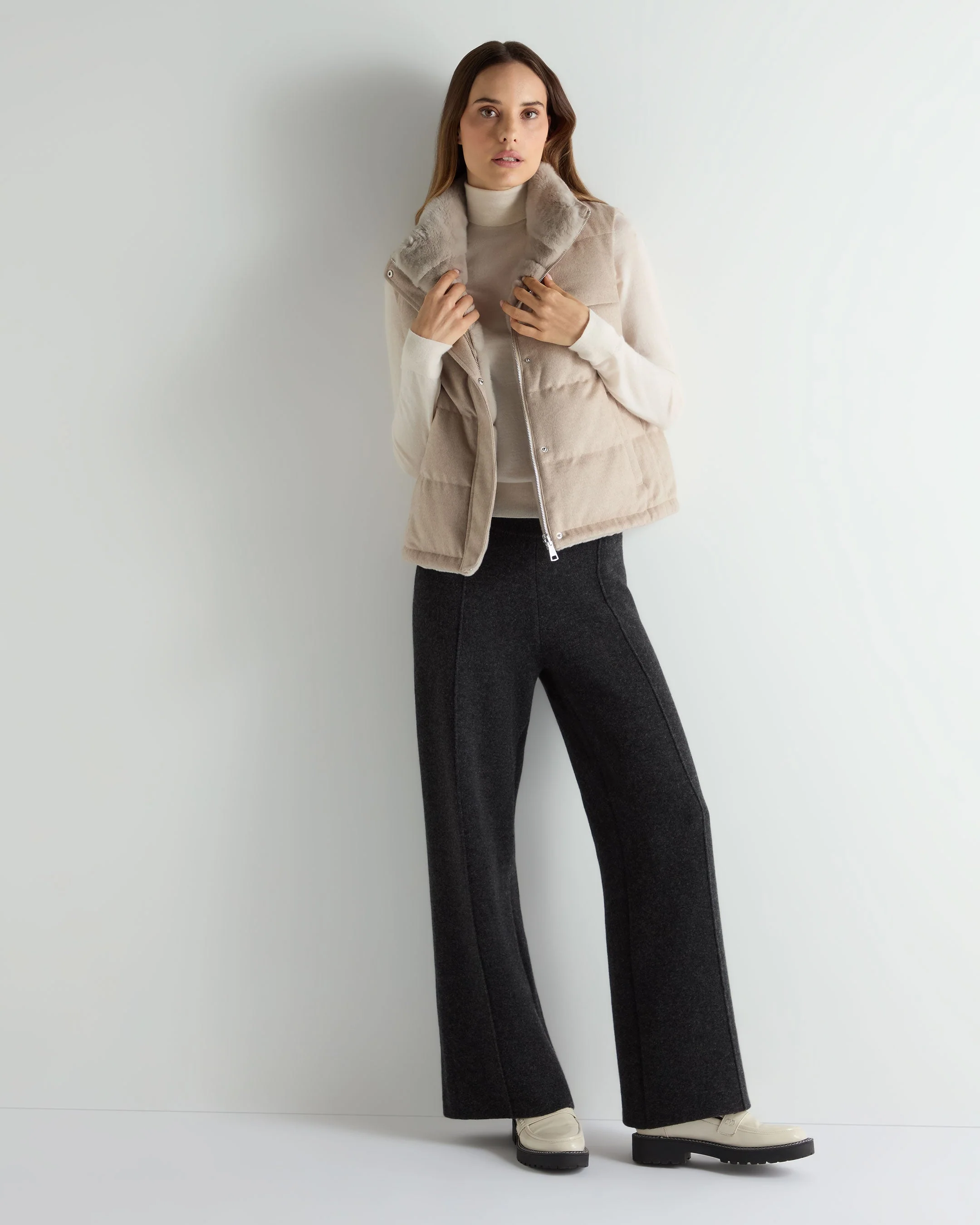 Women's Reversible Rex Gilet Beige Brown - Image 3