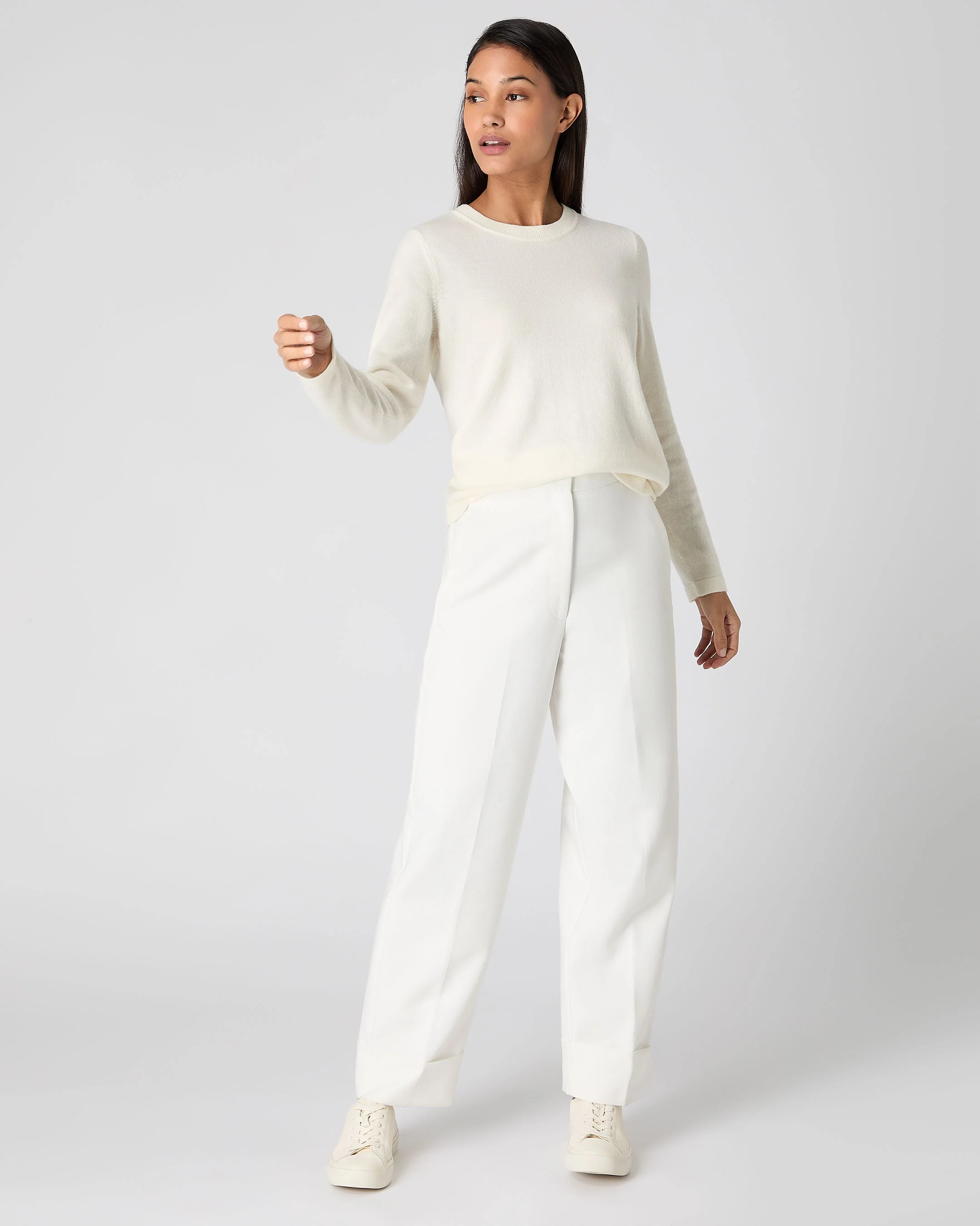 Women's Hallie Round Neck Cashmere Sweater New Ivory White - Image 3