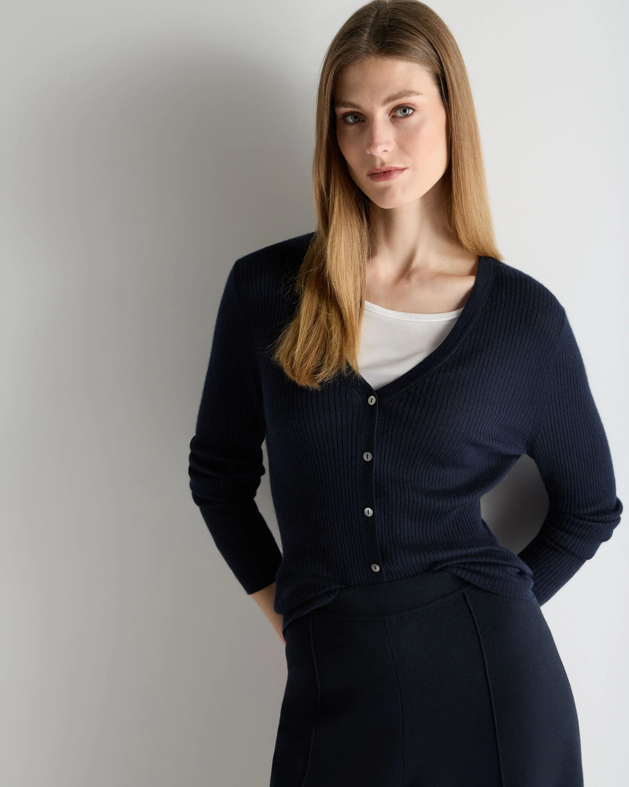 Women's Superfine Cashmere Ribbed V Cardigan Navy Blue