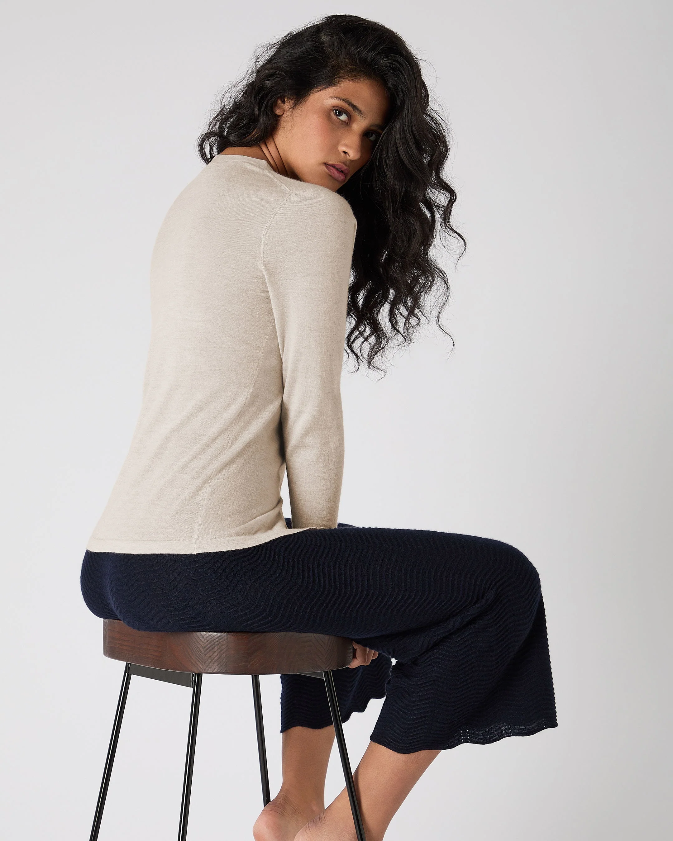 Women's Mia Superfine Cashmere V Neck Cardigan Sandstone Brown - Image 4