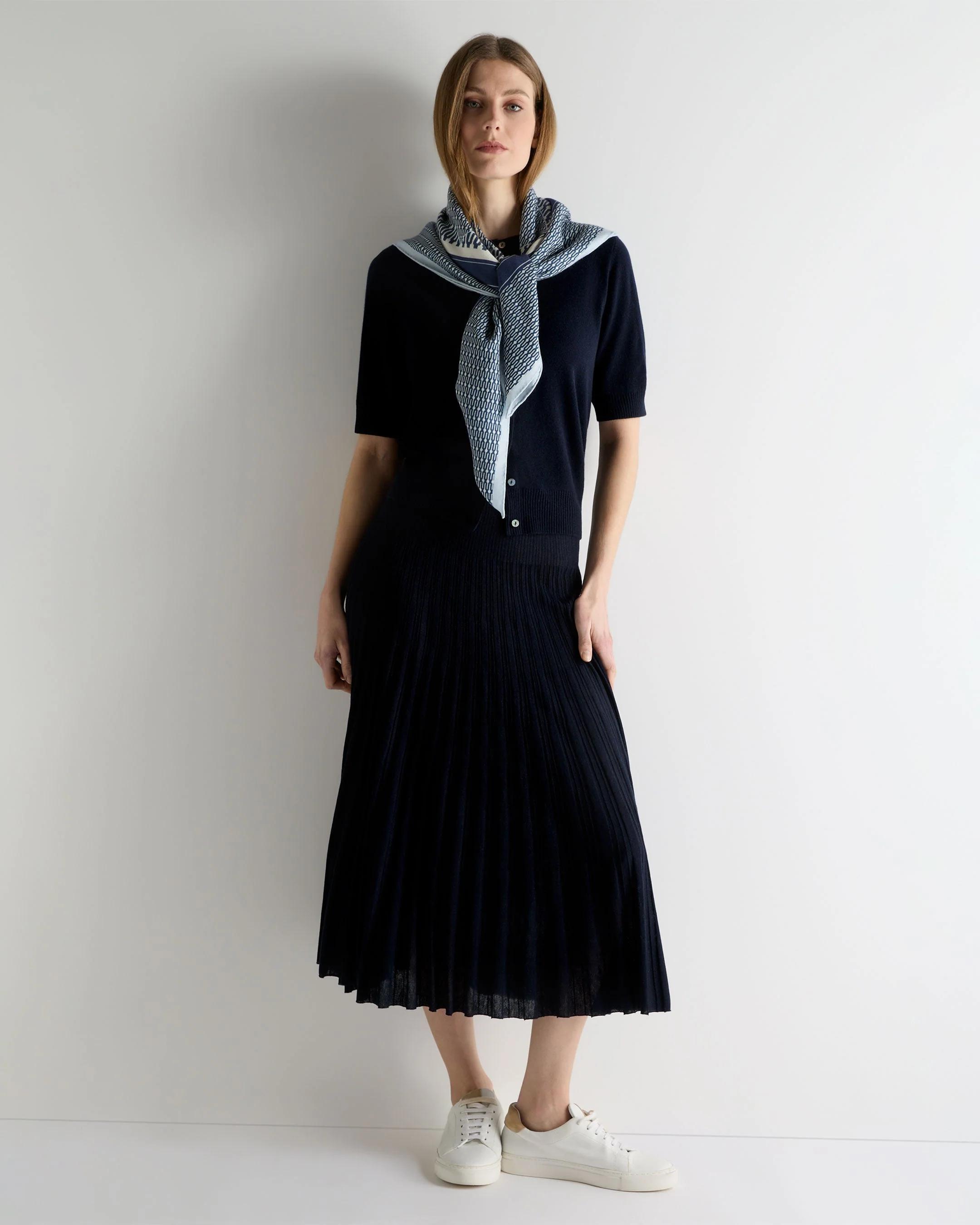 Women's Superfine Pleated Cashmere Silk Skirt Navy Blue - Image 3