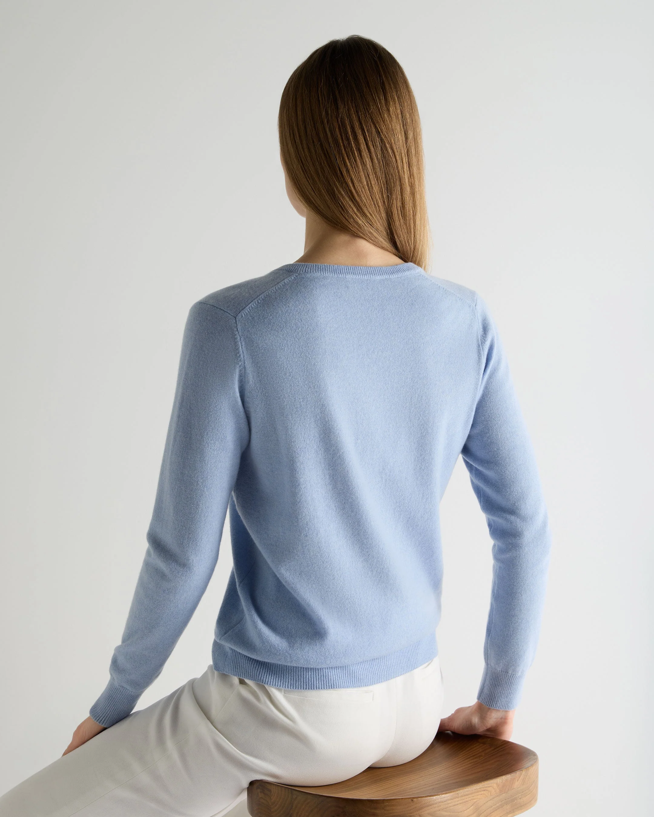 Women's Phoebe V Neck Cashmere Sweater Sea Mist Blue - Image 4