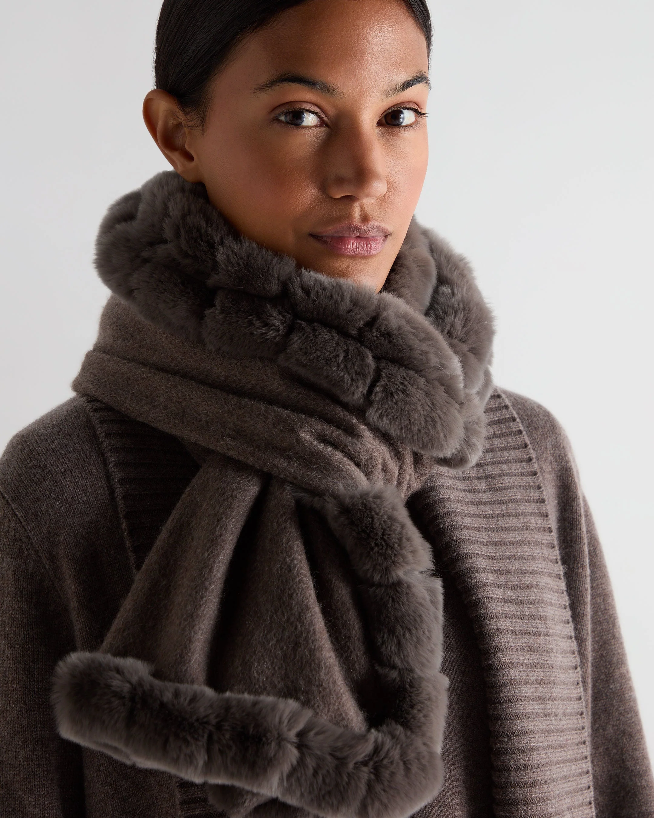 Women's Meribel Woven Fur Trim Scarf Otter Brown - Image 3