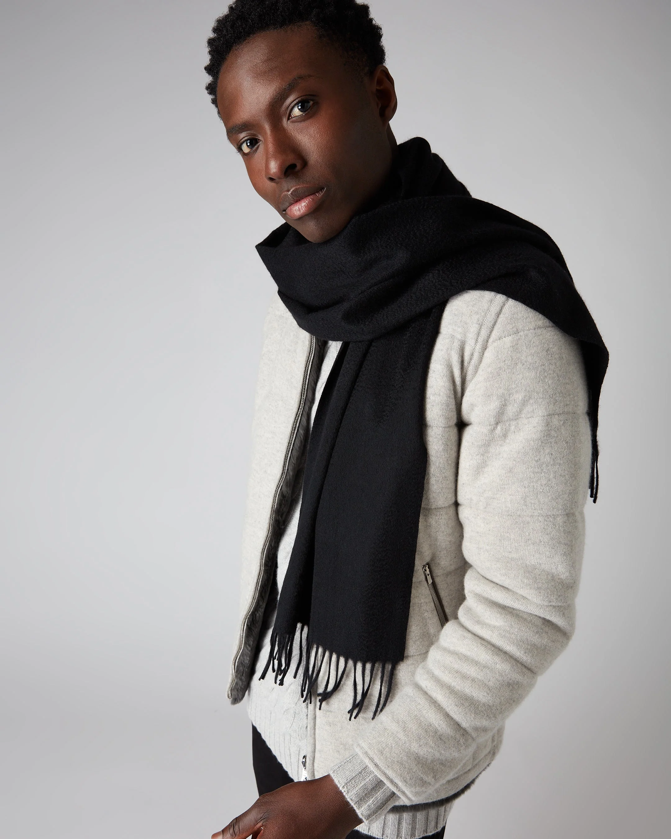 Unisex Woven Cashmere Scarf Black - Image 2